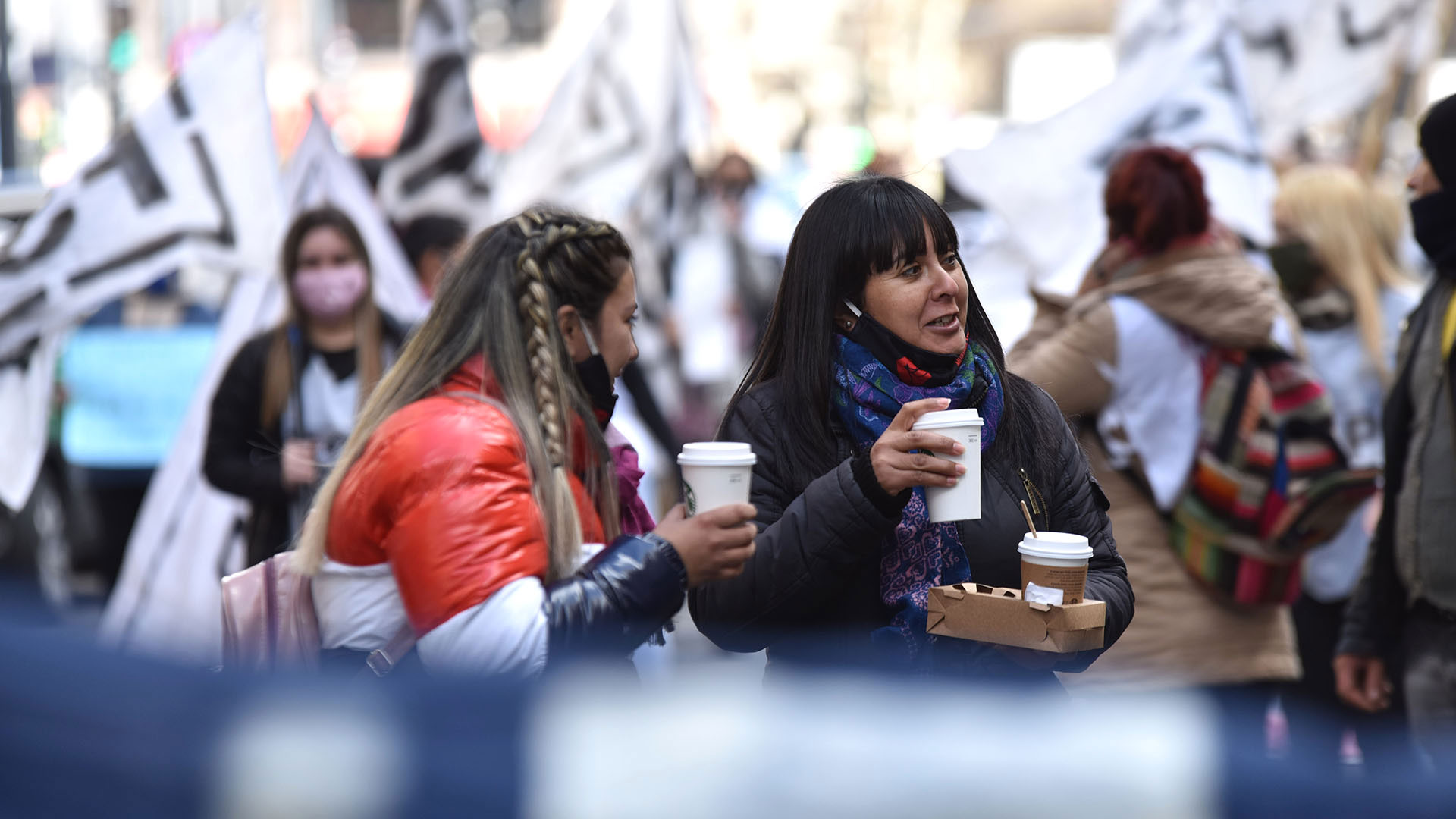 La distancia social, en muchos casos, no se cumplió