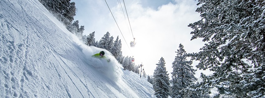 El terreno para el resort Aspen Snowmass esta conformado por cuatro montañas para esquiar
