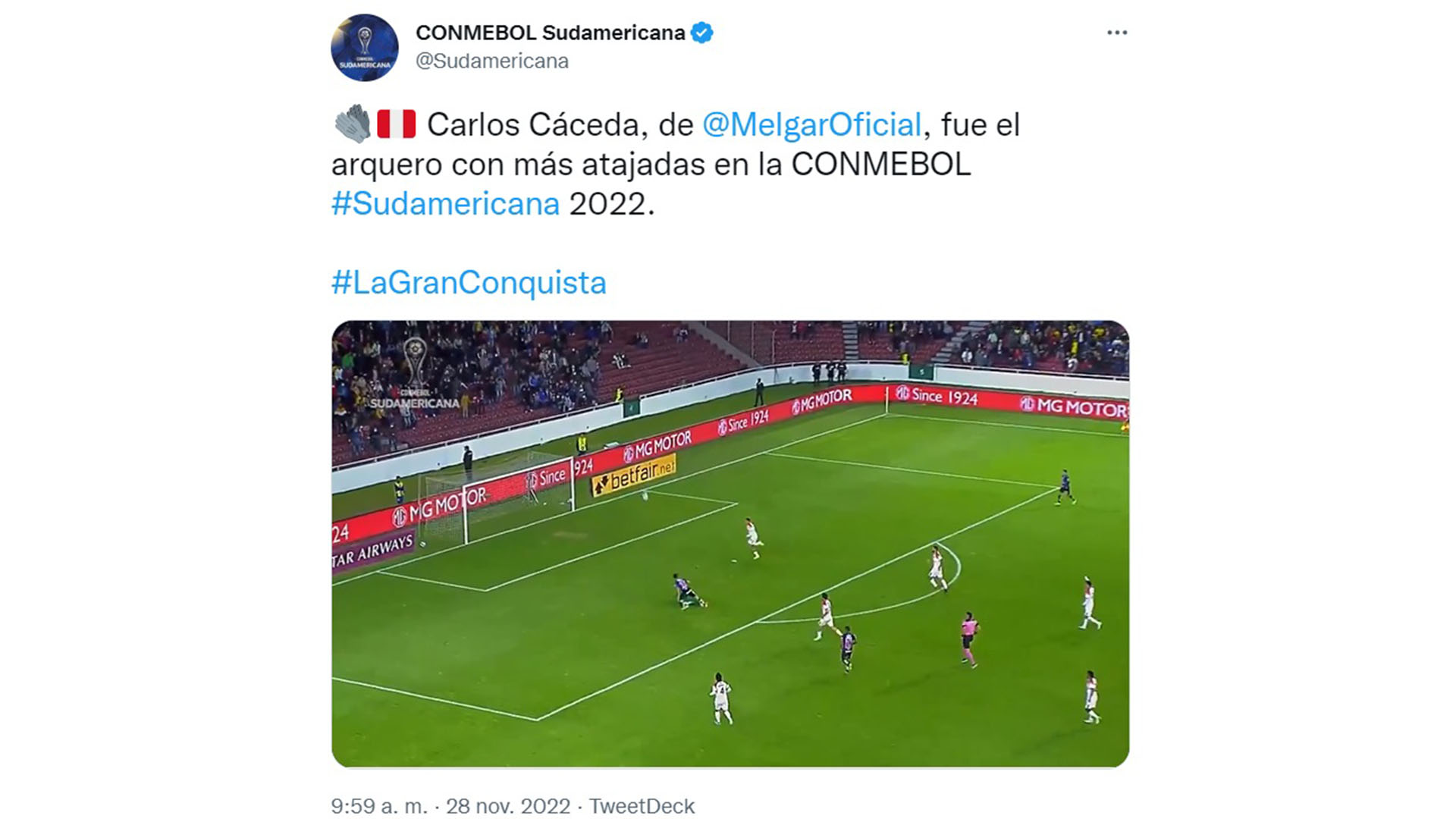 Carlos Cáceda fue reconocido por CONMEBOL por atajada ante Independiente del Valle.