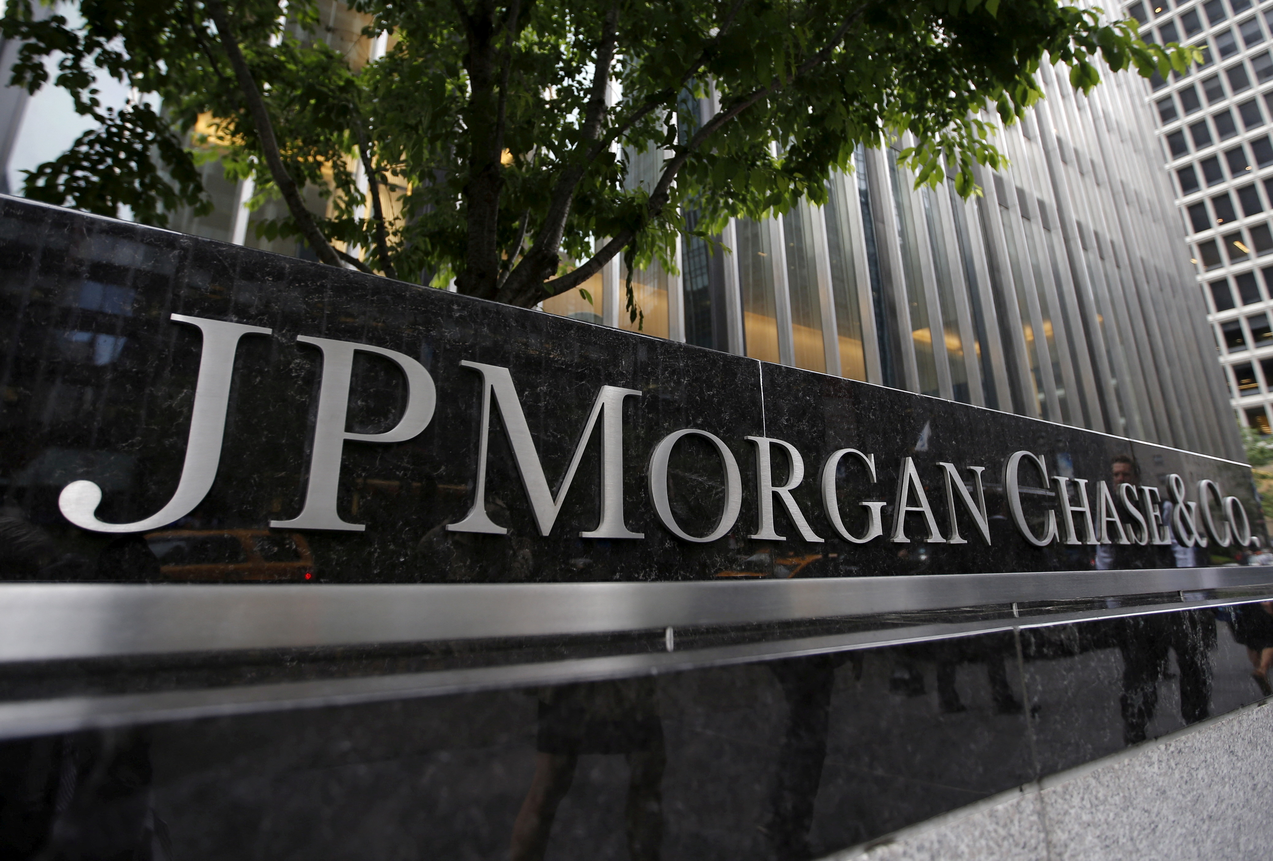 JP Morgan pronosticó una fuerte caída de la actividad económica para los próximos meses