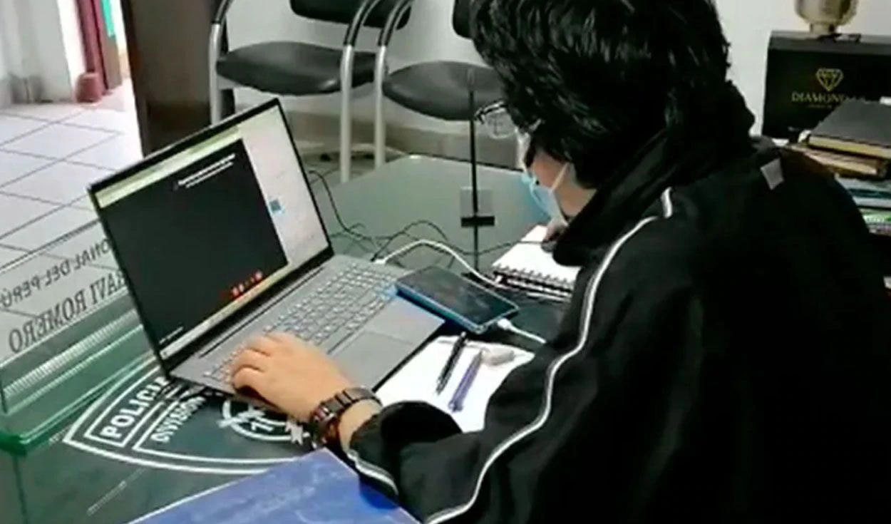 Policía presta laptop a joven para que rinda examen luego que su vivienda fuera asaltada en SMP