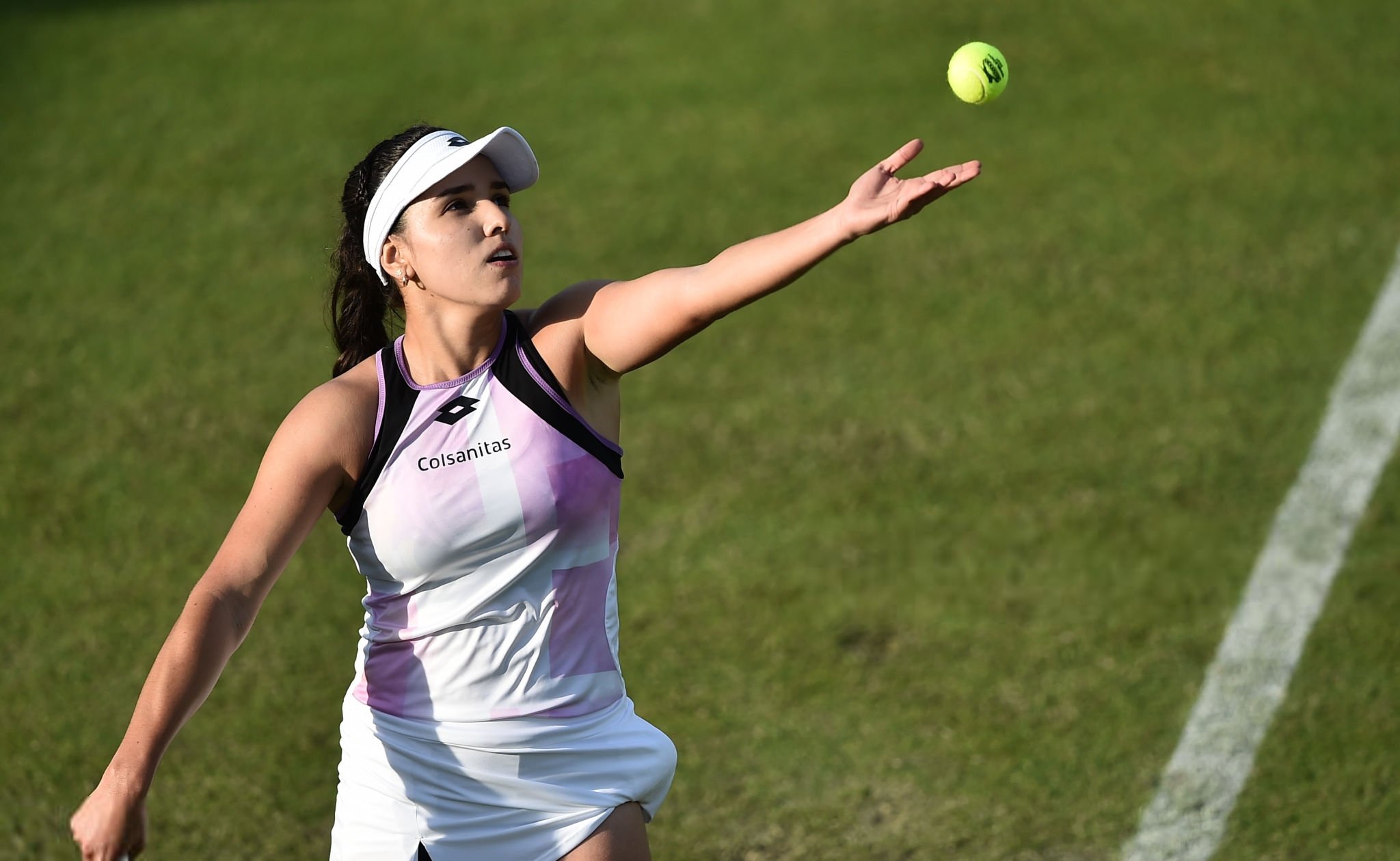 María Camila Osorio ganó y avanzó a los octavos de final del Torneo de Eastbourne