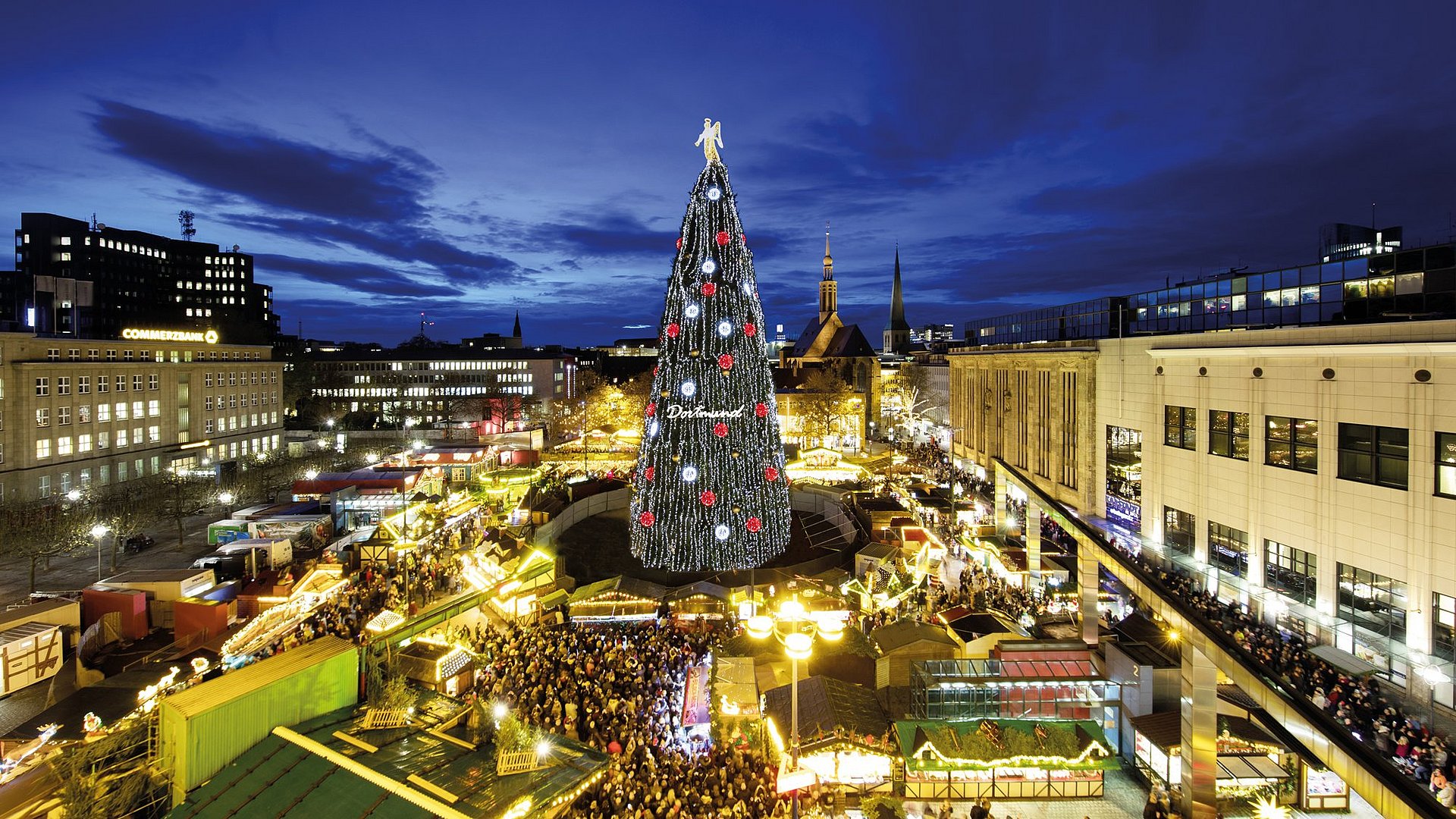 Este árbol de Navidad se convierte en el centro de una ciudad navideña que promete "una experiencia para todos" / (Fuente: https://visit.dortmund.de/)