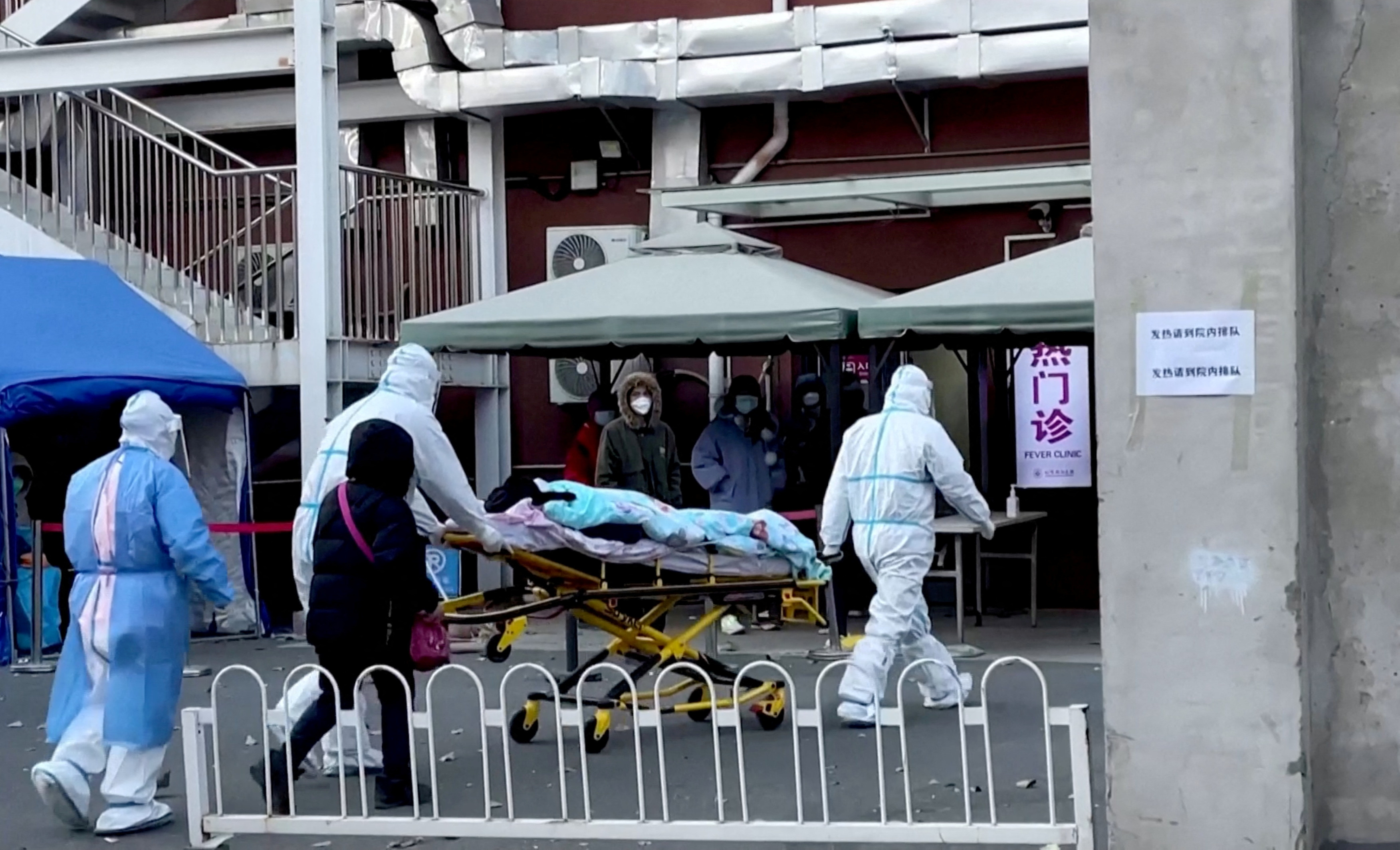 Advierten que cerca de un millón y medio de personas podrían morir en China por el coronavirus (REUTERS TV via REUTERS)