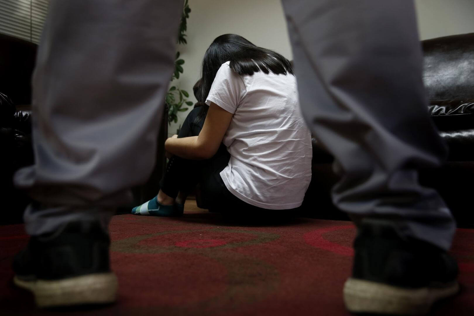 Menor de edad en Bogotá contó en su diario el abuso que sufría de su padrastro: esto se sabe del caso - Infobae