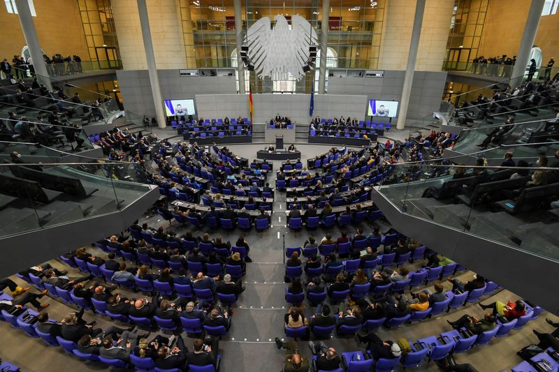 Foto de archivo de una sesión de la Cámara baja del Parlamento alemán, el Bundestag, en marzo de 2022 (REUTERS/Annegret Hilse)
