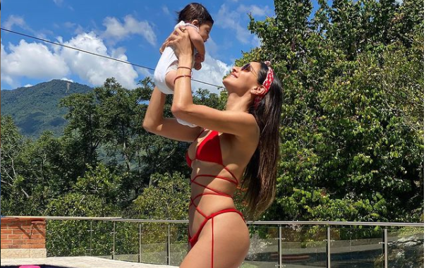 Valerie Domínguez es blanco de críticas por ponerle “moña” a su hijo Thiago