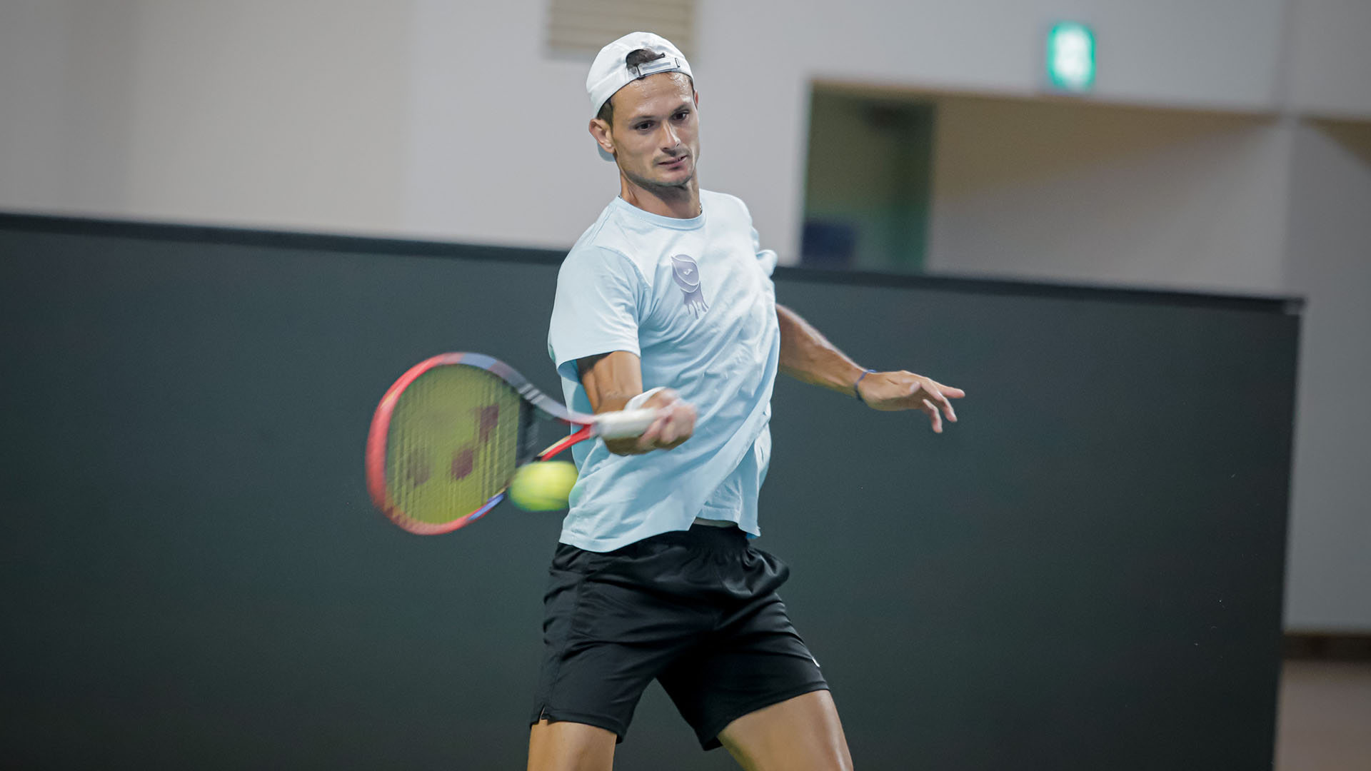 Aparecieron cientos de peces muertos en una playa de Montevideo: un informe técnico del gobierno encontró la razón