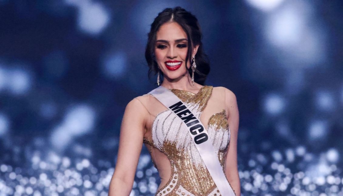 Miss Universo 2021: los looks de la mexicana Débora Hallal en el evento  preliminar - Infobae