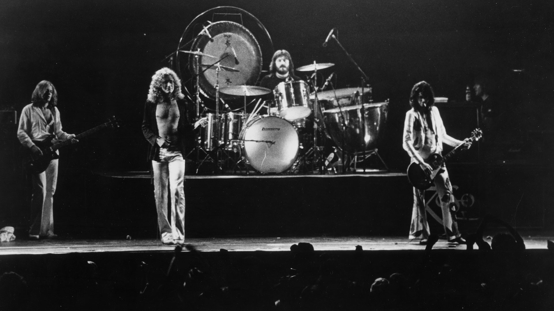 Después de muchos problemas y pérdidas personales terribles, en septiembre de 1980 Zeppelin se preparaba para volver a los escenarios en Estados Unidos. (Photo by Michael Ochs Archives/Getty Images)