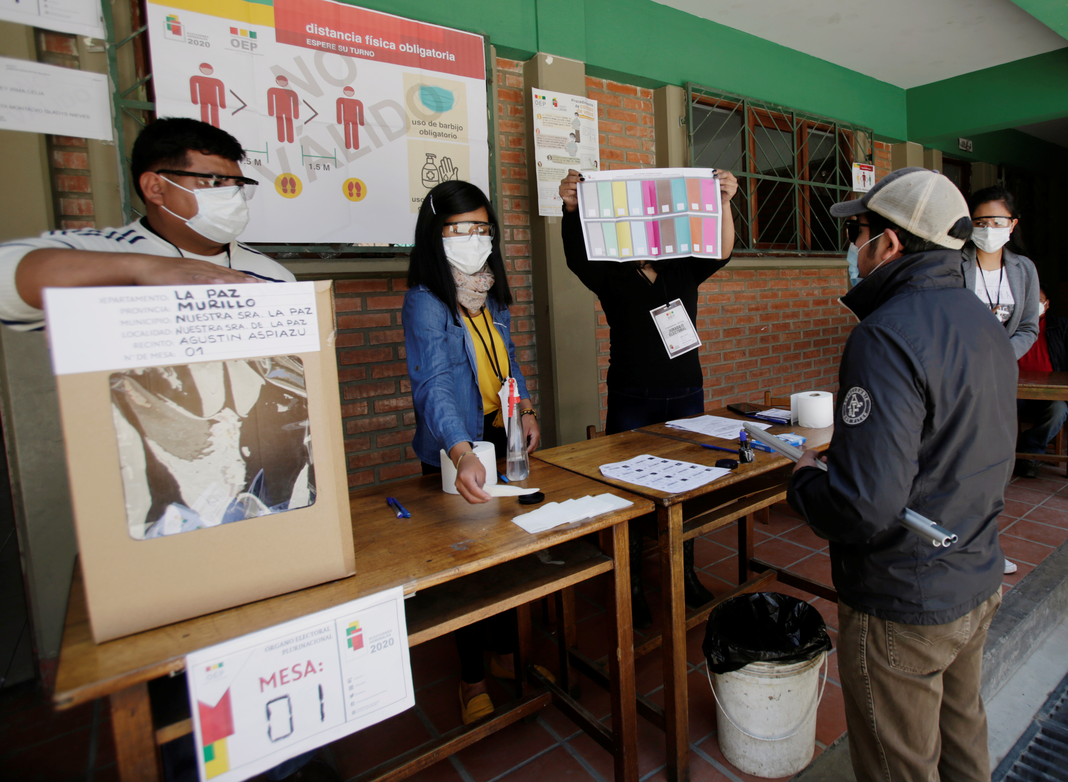 Simulacro electoral en La Paz (Reuters)