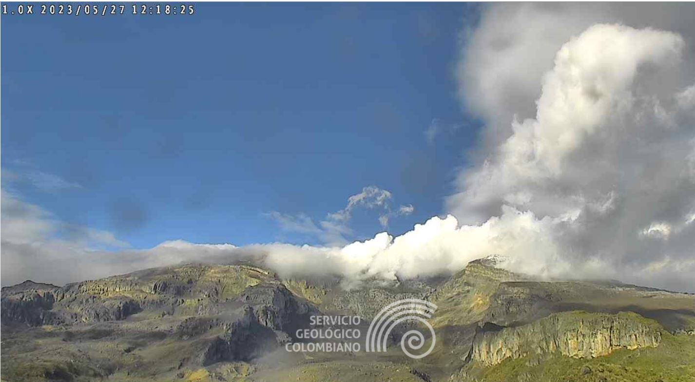 Nevado del Ruiz: disminuyeron los sismos, pero sigue la preocupación por posible erupción