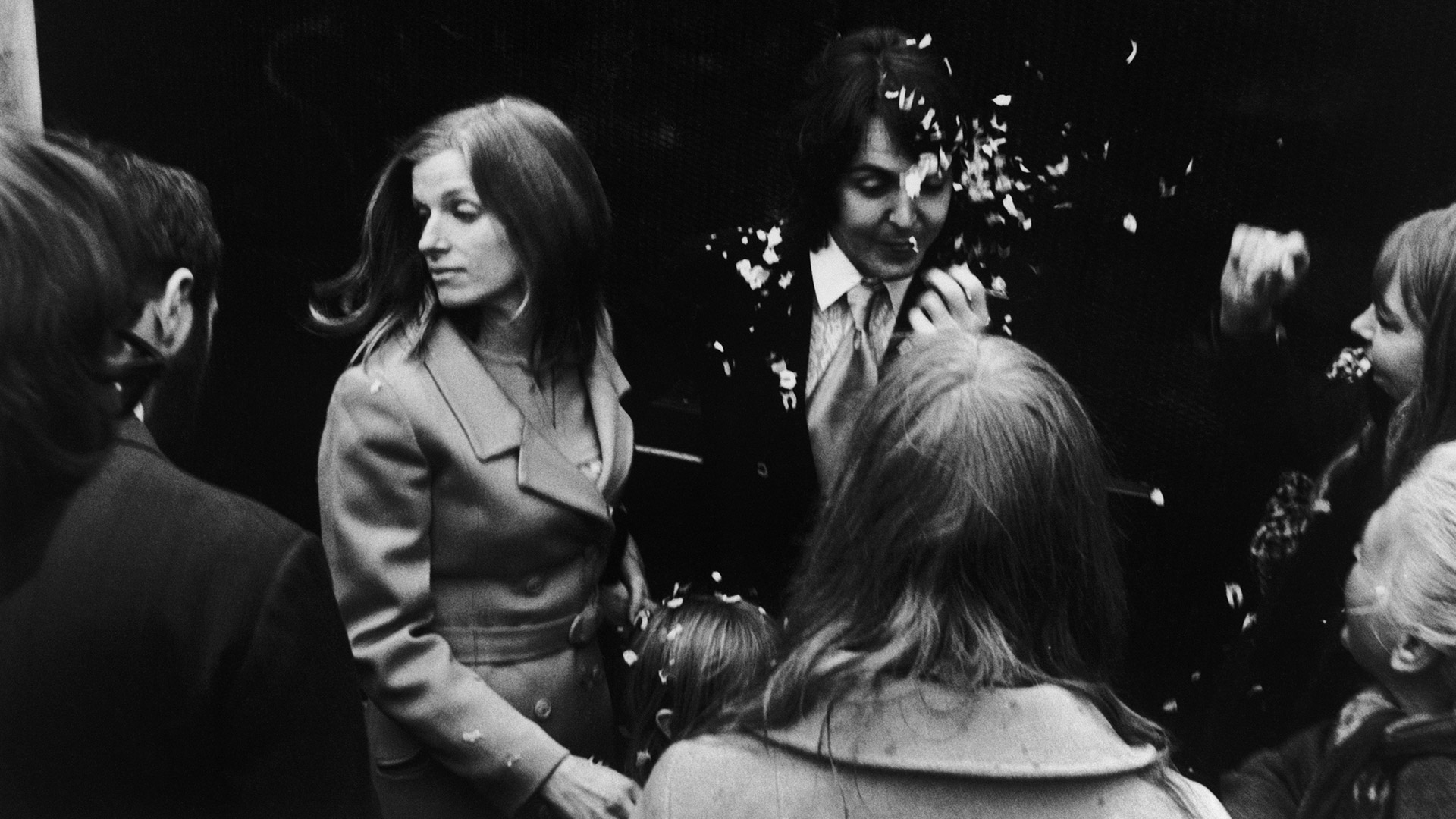La pareja se casó el 12 de marzo de 1969. Paul fue el último de los Beatles en contraer matrimonio. John, que ya estaba separado de Cynthia, y Yoko lo hicieron una semana después (Hulton Archive/Getty Images)