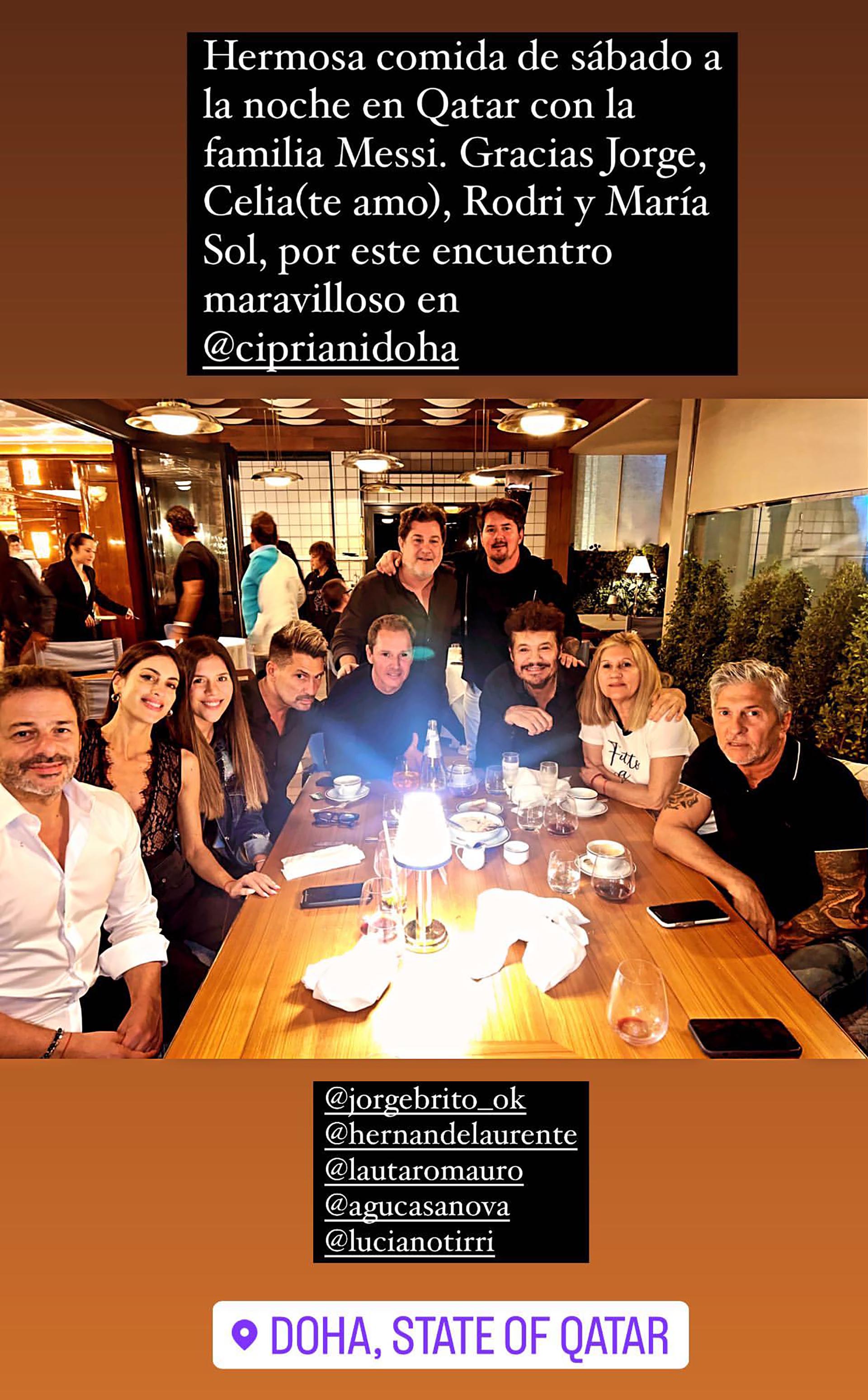 Marcelo Tinelli au dîner avec les parents et amis de Messi (Photo : IG/MarceloTinelli)