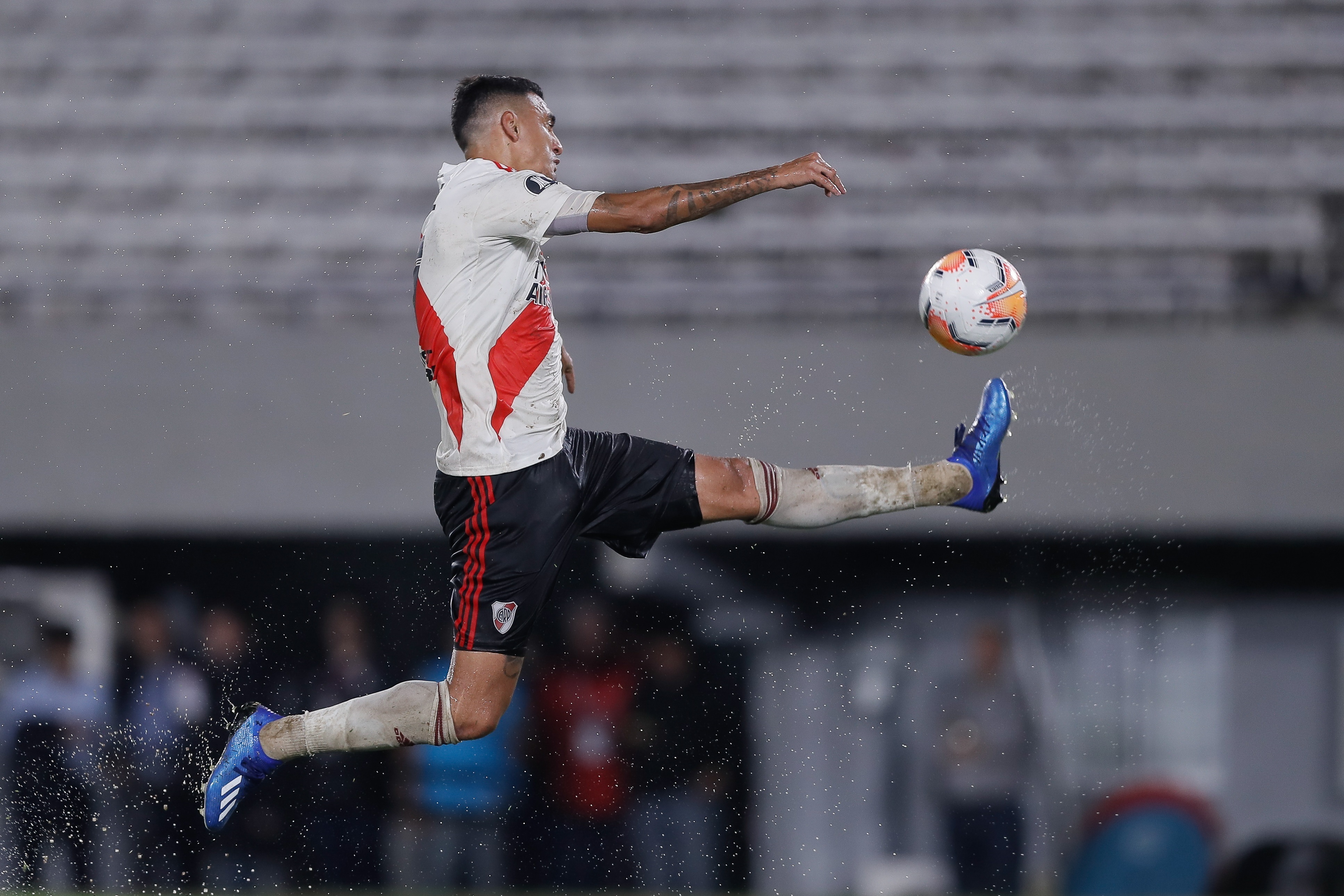 Matías Suárez, figura del River Plate de Gallardo. Y también referente, tras la salida de nombres fuertes, como Nacho Fernández (EFE/Juan Ignacio Roncoroni/Archivo)