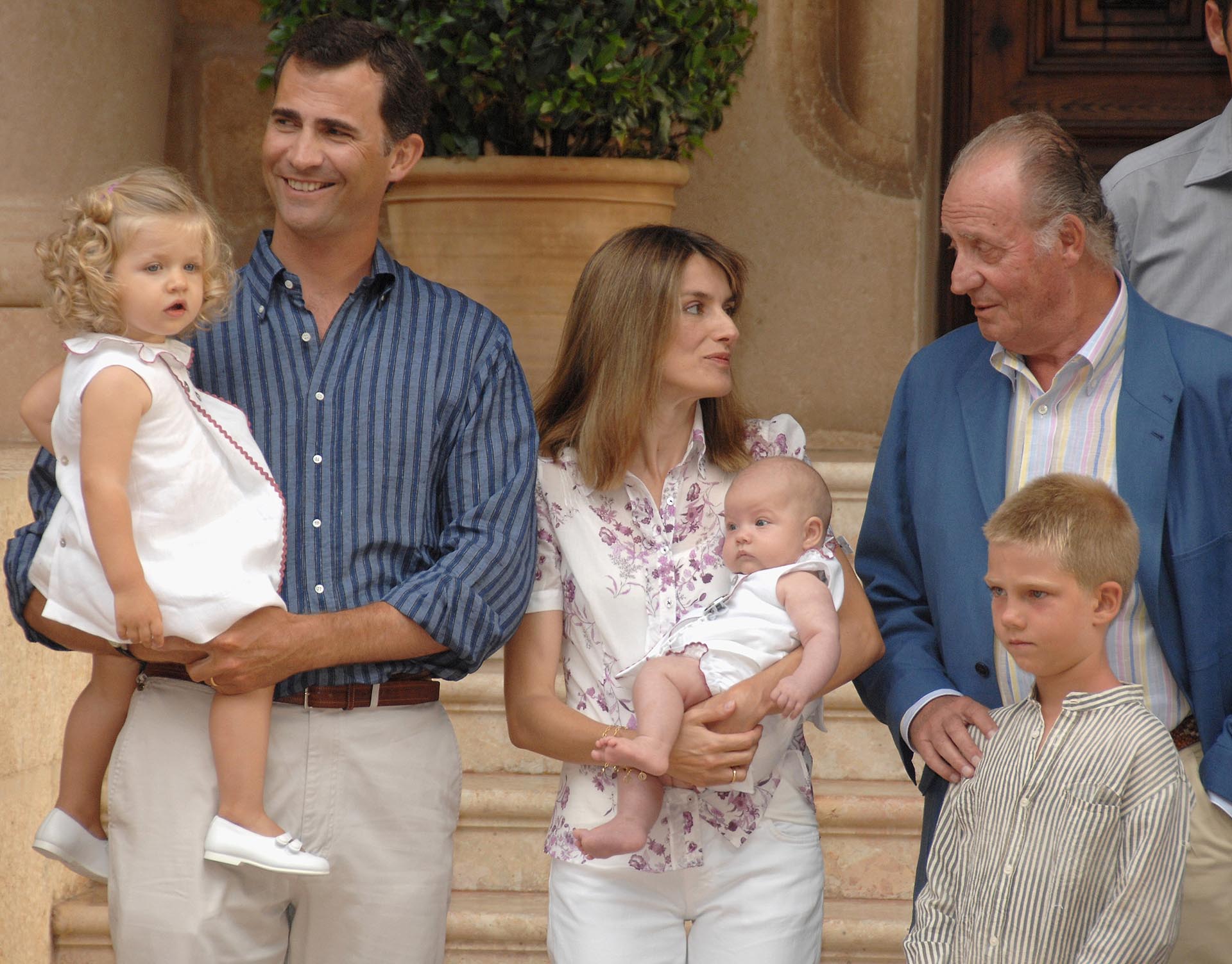 Vacaciones en Mallorca en 2007, el lugar elegido por la familia real española en el Palacio de Marivent (WireImage) 