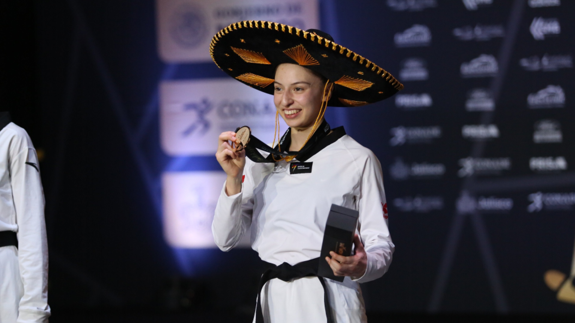 Daniela Souza ganó la segunda medalla de oro para México en el Campeonato  Mundial de Taekwando - Infobae