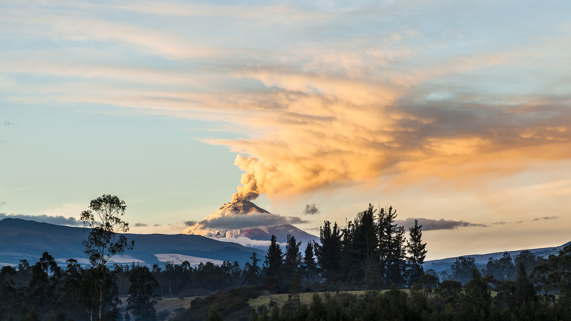 El volcán Cotopaxi se reactivó en el 2015. 