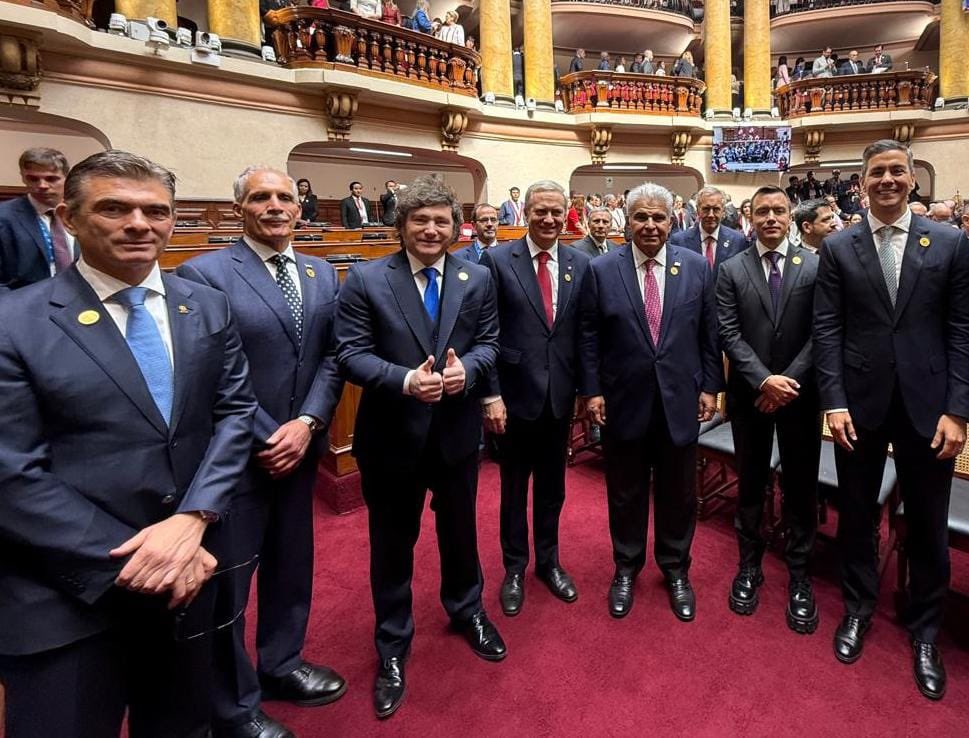 Milei quiere capitalizar el momento regional y armar una 