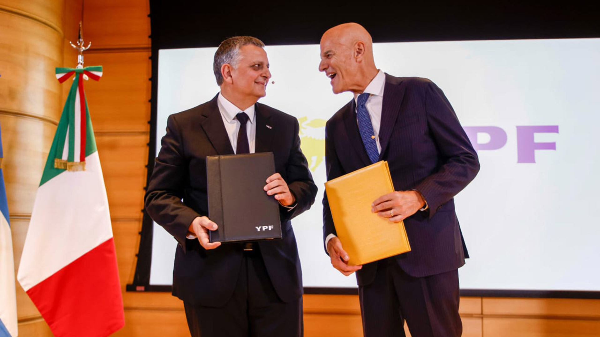 Asociada a la italiana ENI, YPF entra en la exploraci&oacute;n petrolera en Uruguay