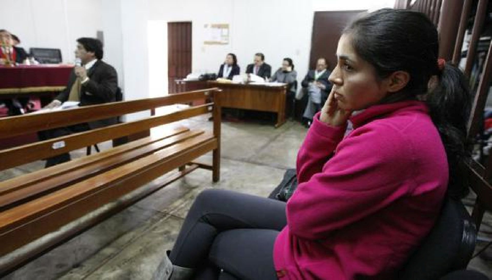 Elita, durante el juicio por asesinar a su madre. (Grupo El Comercio)