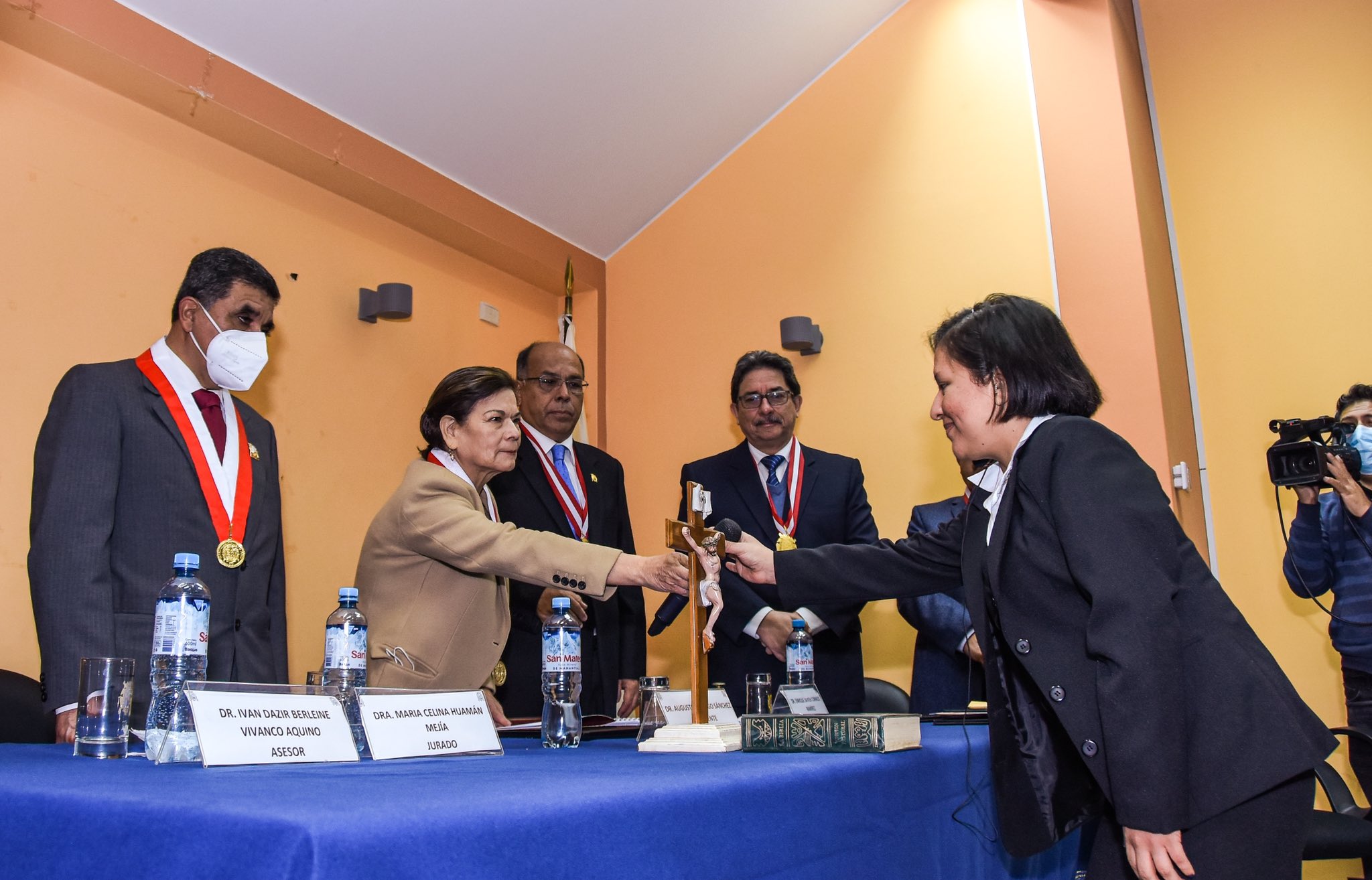 “Emprendimiento y la accesibilidad en la comunicación de la comunidad sorda del Perú 2020″.