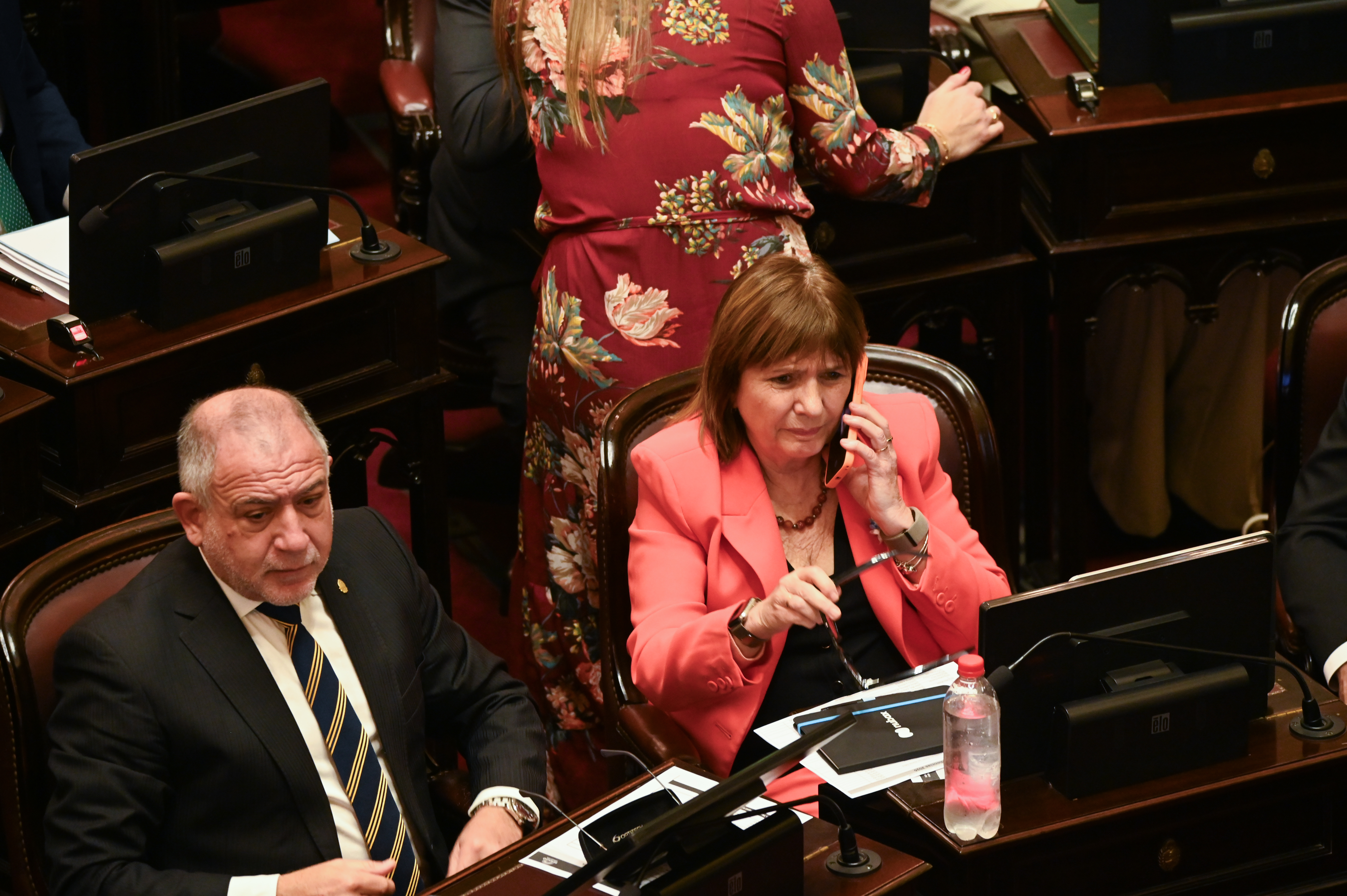 La sesi&oacute;n en el Senado desnud&oacute; el desorden del Gobierno y la interna sum&oacute; un nuevo cap&iacute;tulo