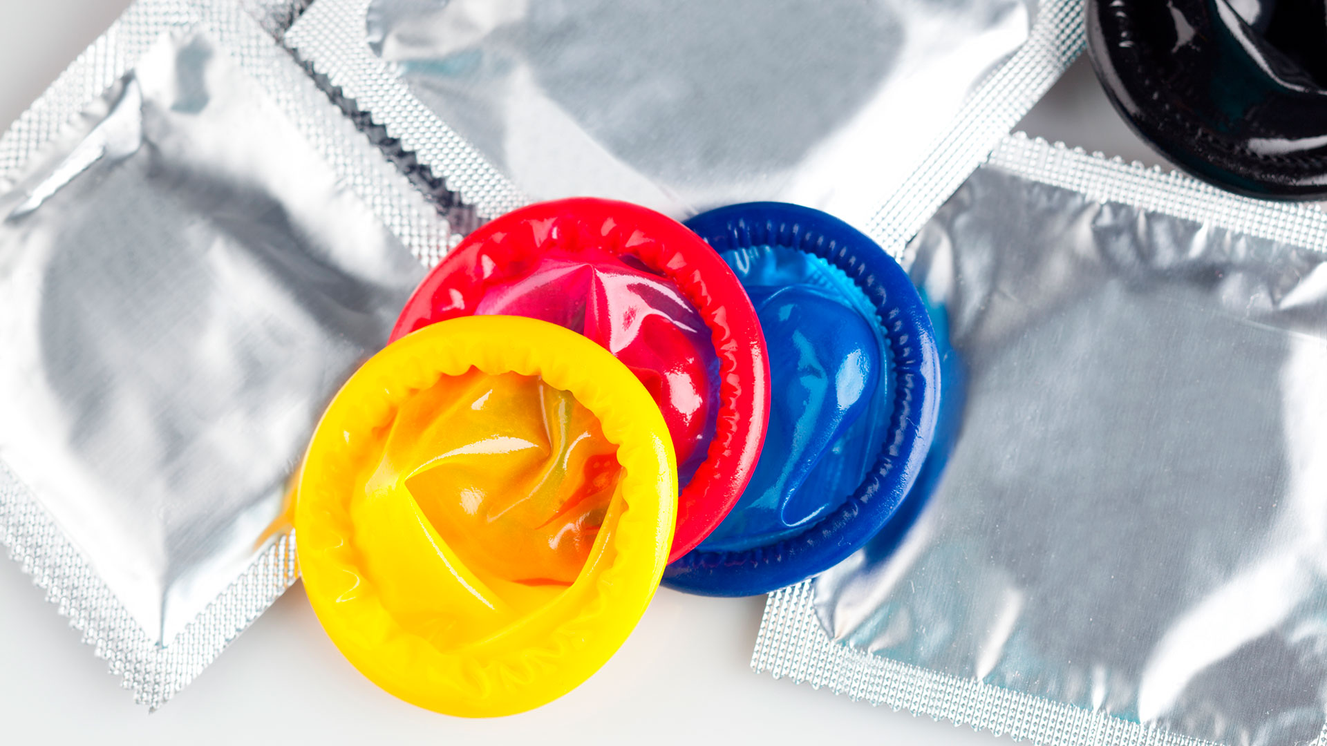 El condón o preservativo es una de las herramientas más eficaces para prevenir ITS