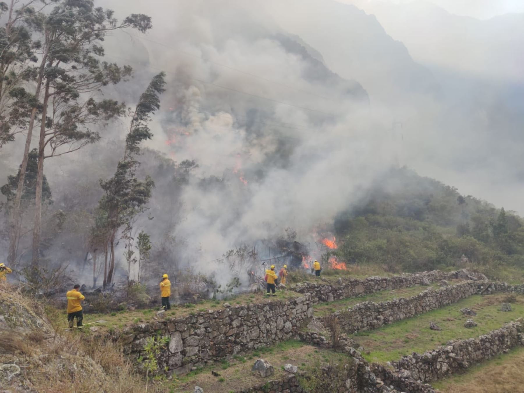Alerta en Machu Picchu, en Cusco, por incendio forestal.|Foto: Andina