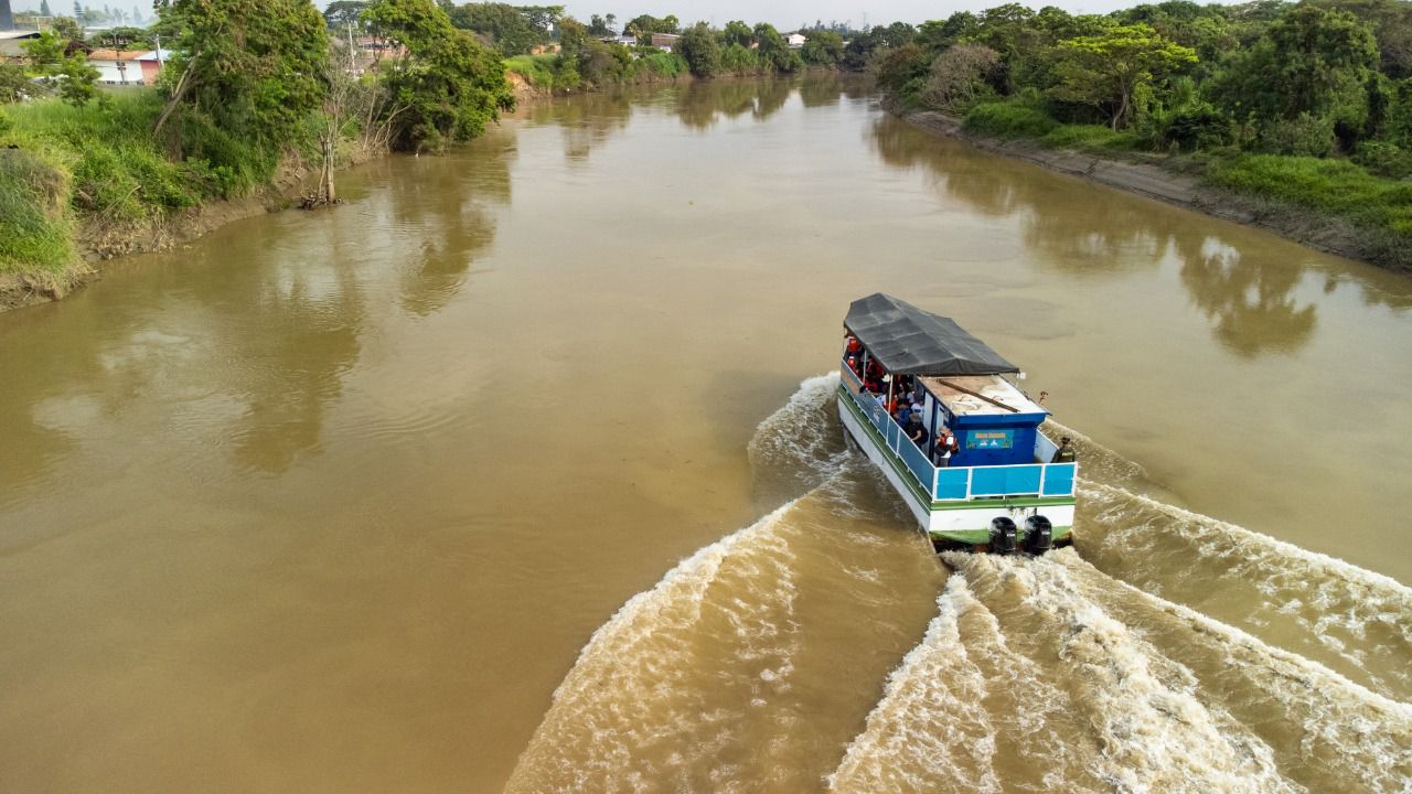 Con un barco escuela, zarpó una nueva etapa para la educación ambiental en el Valle del Cauca. (CVC)