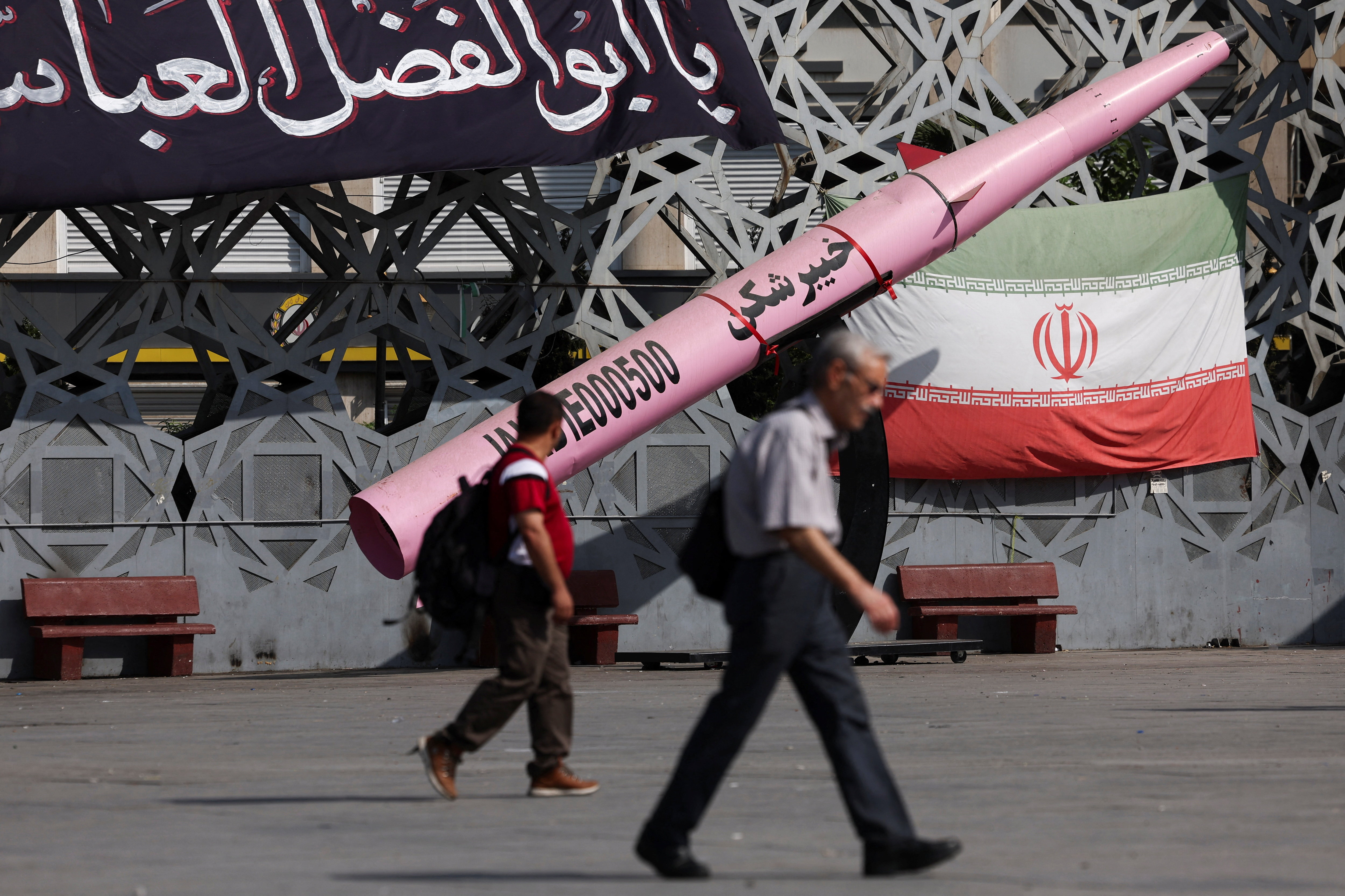 La Guardia Revolucionaria de Ir&aacute;n mantiene el bloqueo de Ormuz y advirti&oacute; que su estrategia es la 