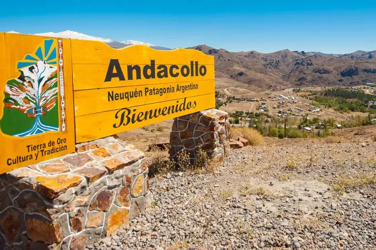 Investigan la muerte de un hombre en Neuqu&eacute;n: presentaba heridas cortantes y la puerta estaba trabada desde adentro