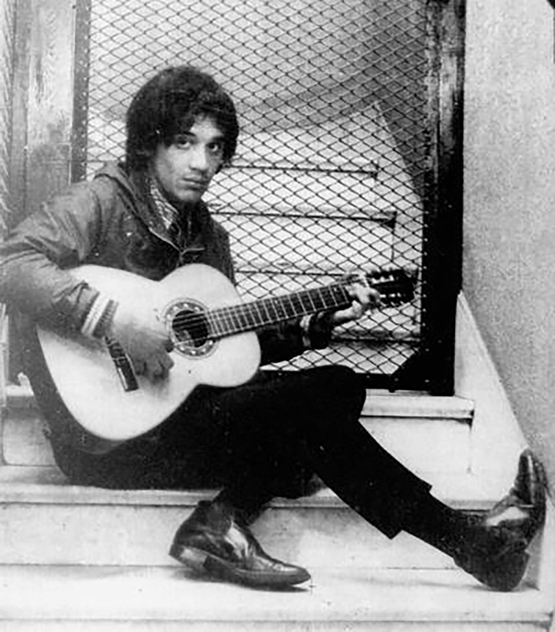 Tanguito y su guitarra, una postal de la Buenos Aires de los '60