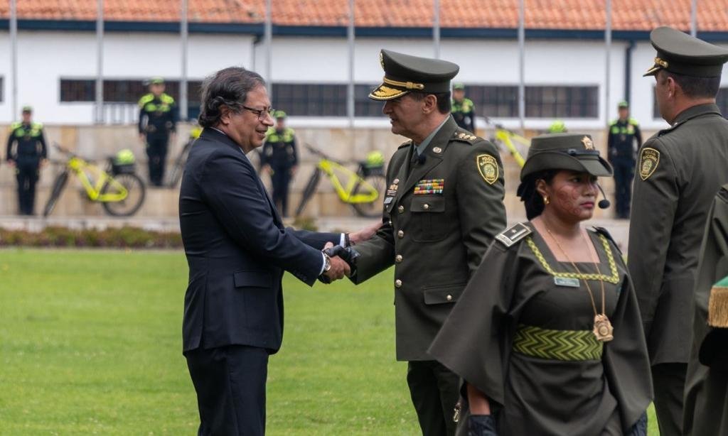El presidente Petro asistió a la ceremonia de reconocimiento del general William Salamanca. 
Ministerio del Interior