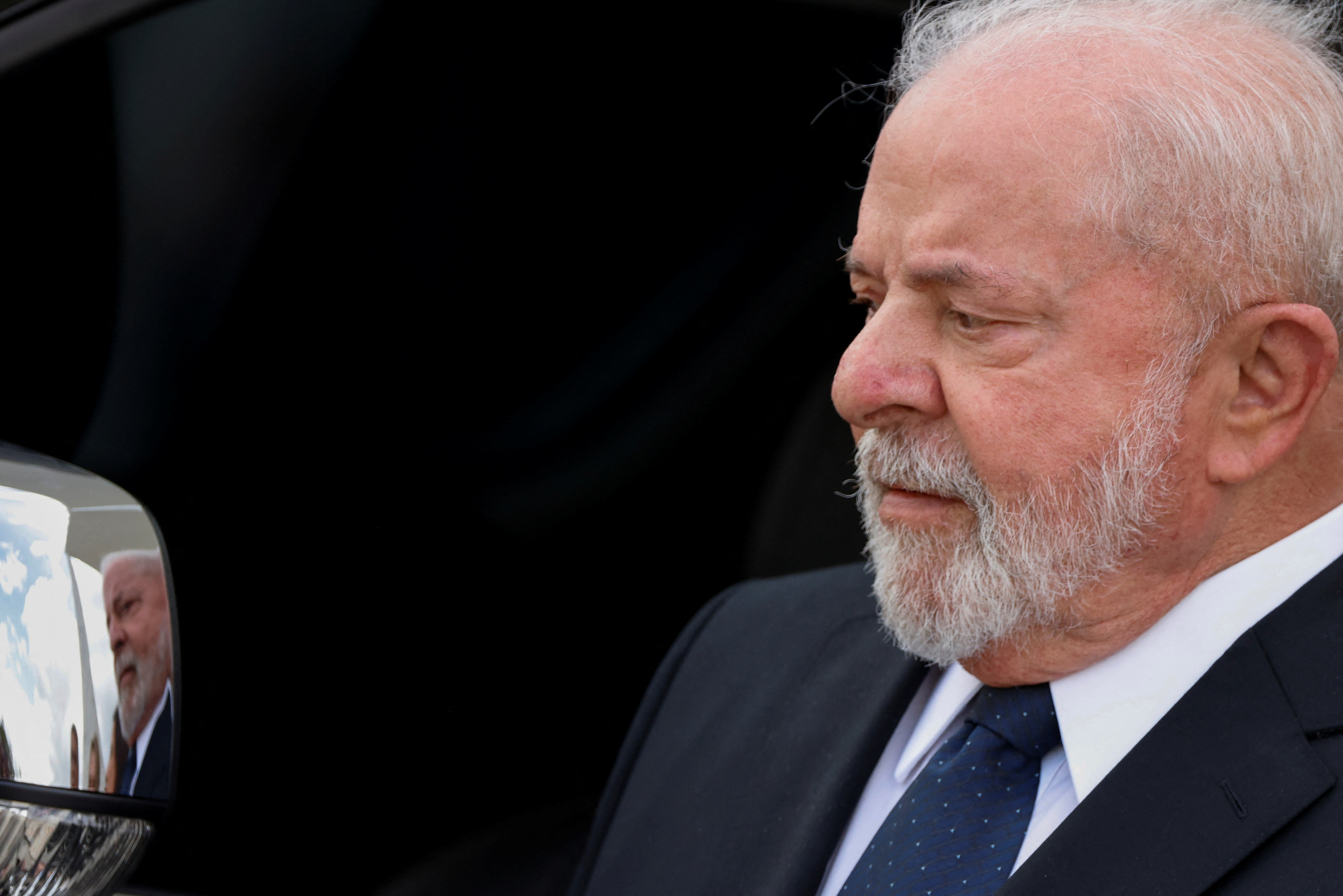 Tras ser ingresado en el Hospital, el gabinete de Lula había decidido retrasar 24 horas su salida (REUTERS)