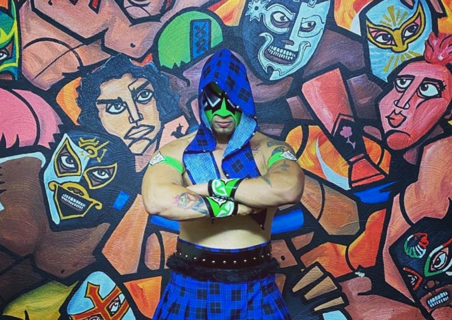 Murió Black Warrior Jr. a los 24 años, el famoso luchador yerno del “Negro”  Casas - Infobae