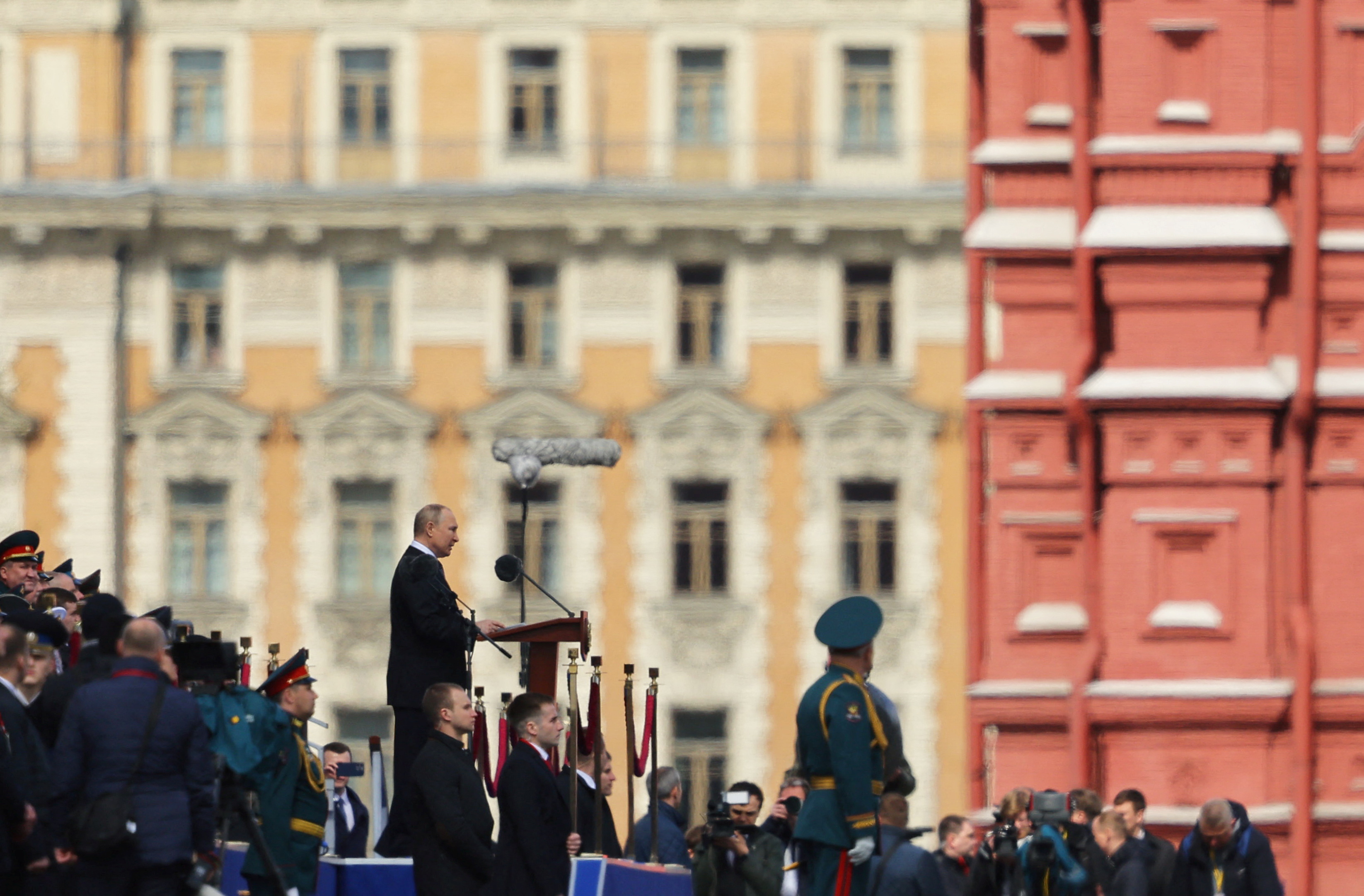 Putin dio inicio al desfile del Día de la Victoria con un discurso en el que volvió a justificar la invasión a Ucrania