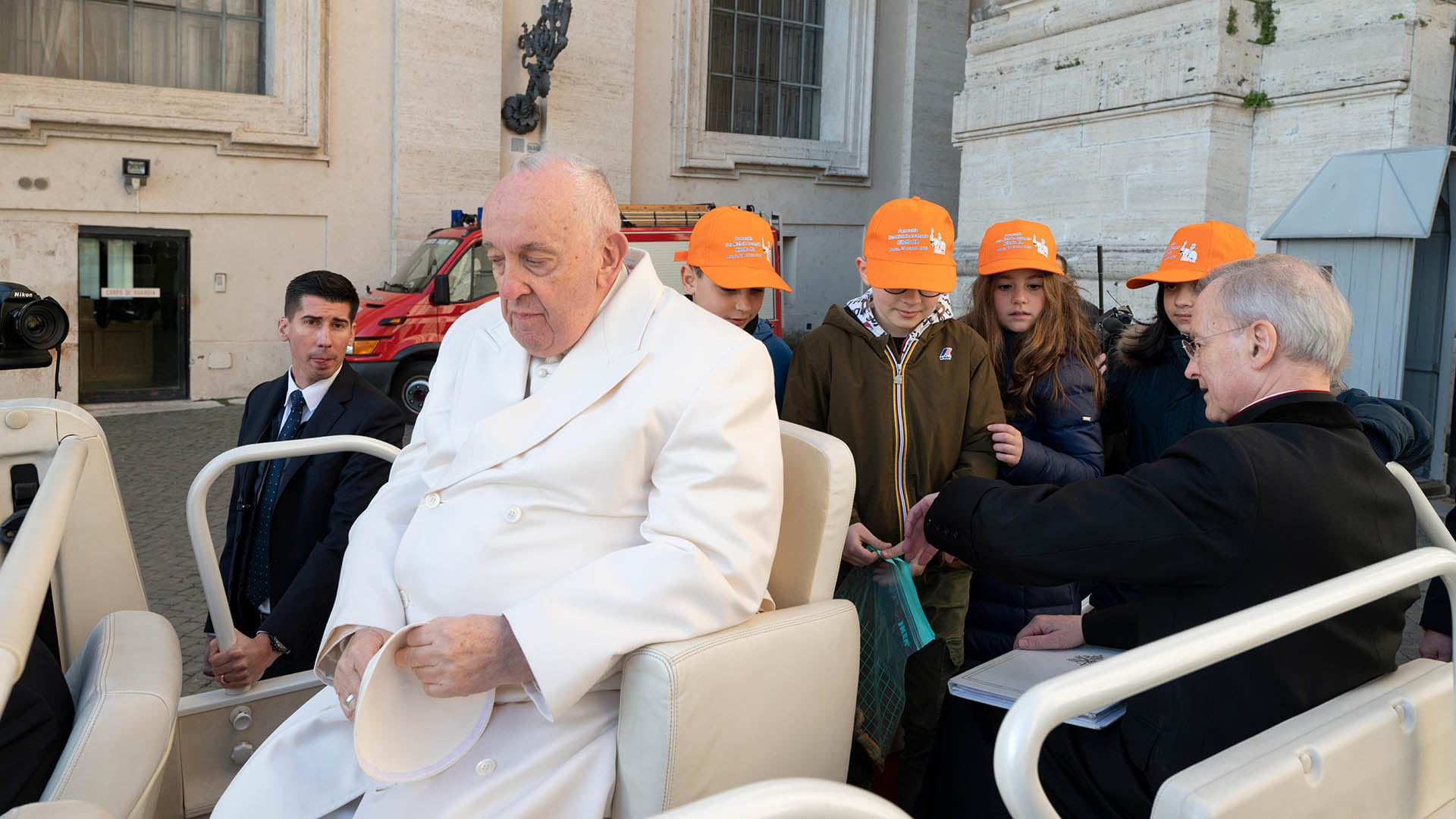 El Papa Francisco presenta una “clara mejoría” en su salud y podría ser dado de alta en los próximos días