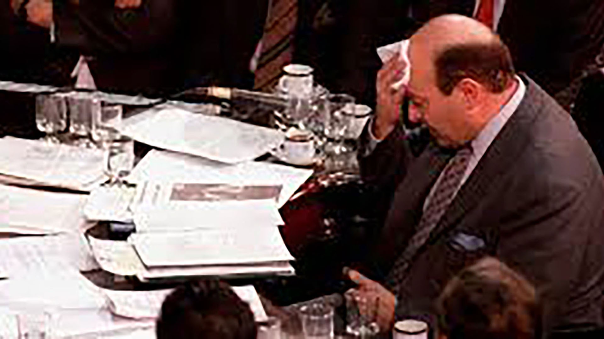 El ex ministro de Economía, Domingo Cavallo, en el Congreso de la Nación luego de revelar el nombre de "la cabeza de la mafia enquistada en el poder: Alfredo Yabrán"
