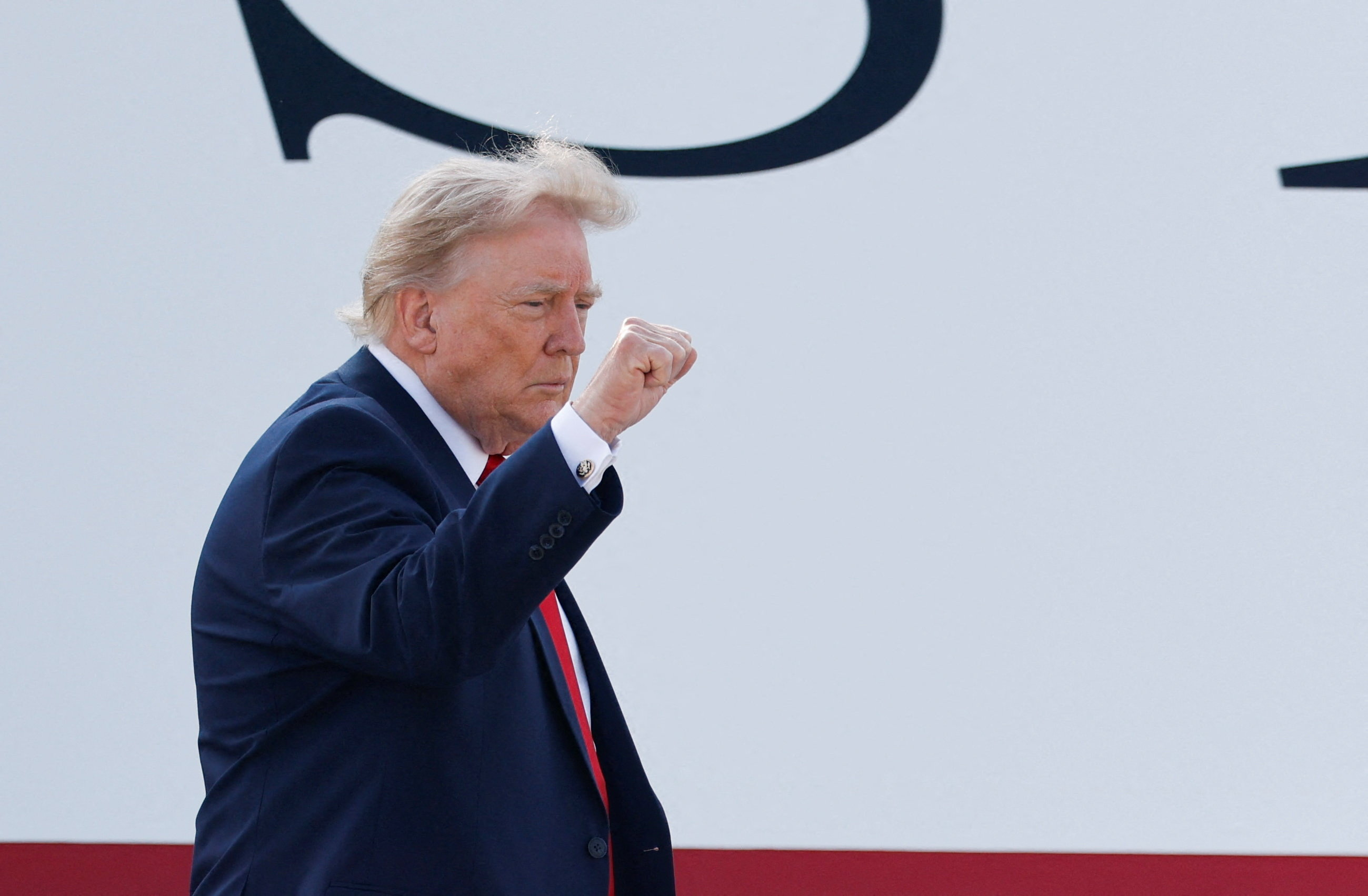 Trump dijo que las conversaciones con Ir&aacute;n avanzan 
