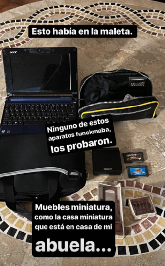 De acuerdo con Carlos Name, entre los artículos encontrados en la maleta había objetos miniatura (Foto: Instagram @carlosname)