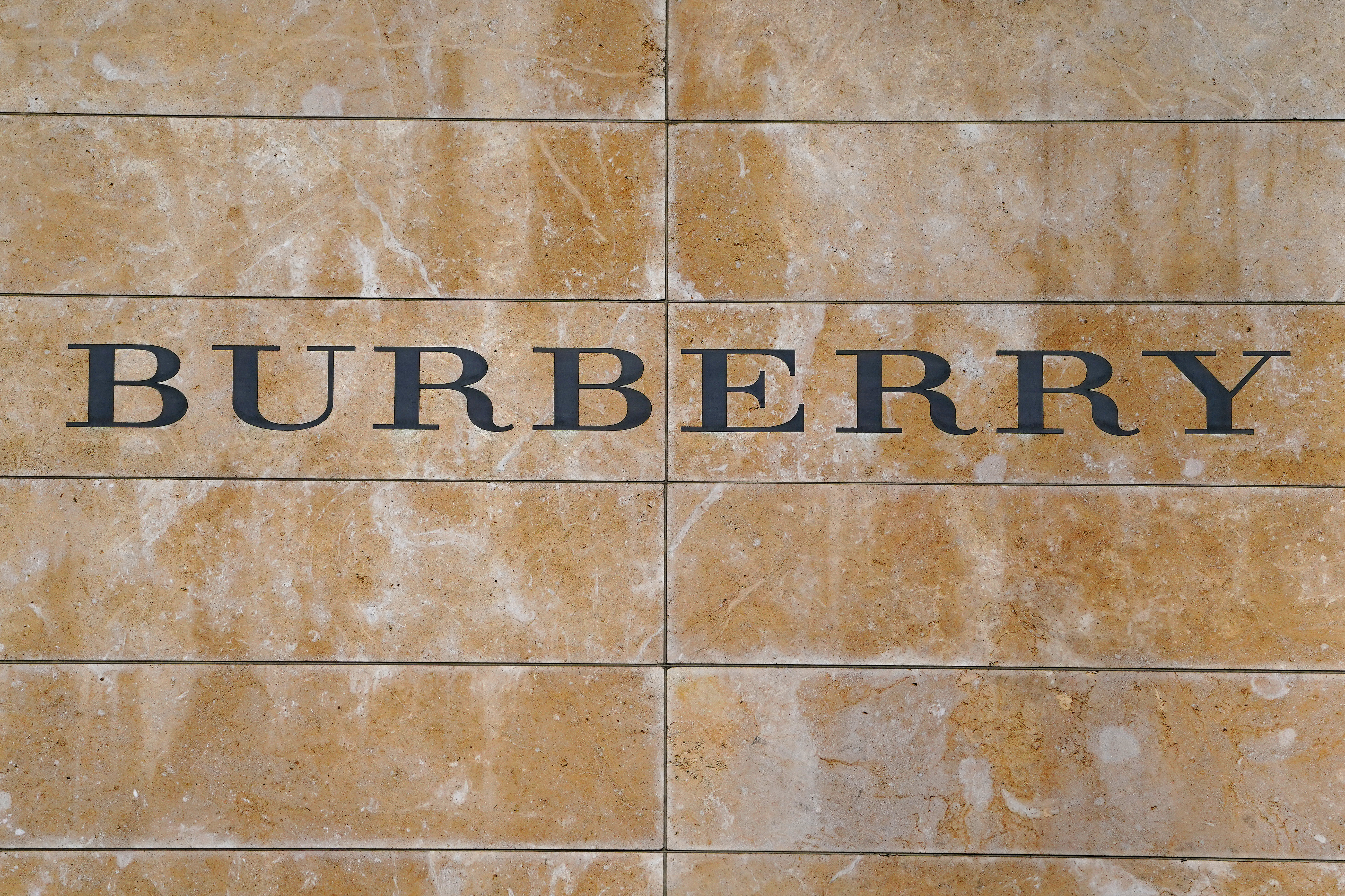 Logo Burberry. REUTERS/Carlo Allegri/File Photo