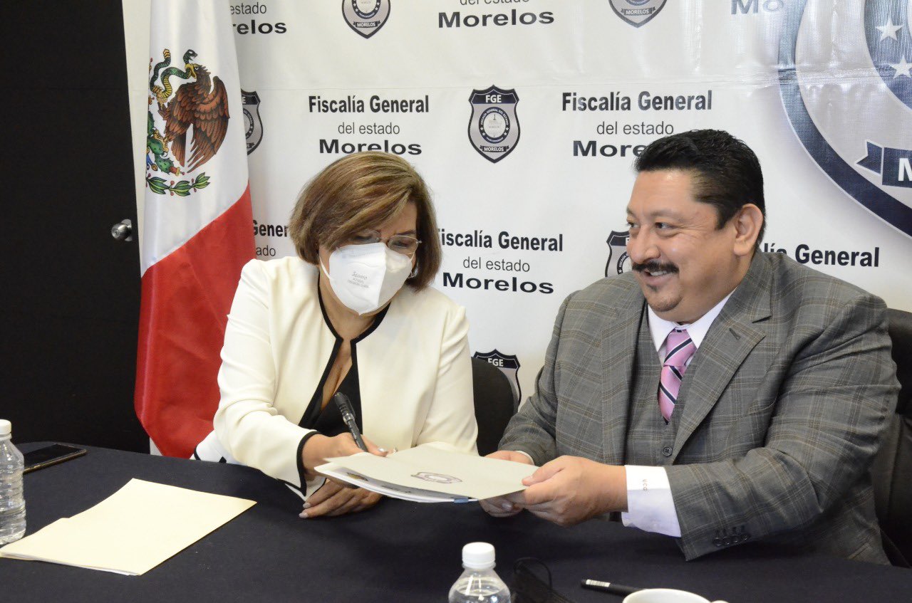 El morenista lamentó que no se haya atendido el desafuero del Fiscal de Morelos, Uriel Carmona, y acusó a los legisladores del PRI y del PAN por haberlo “solapado” (Foto: Twitter/@urielgandara)