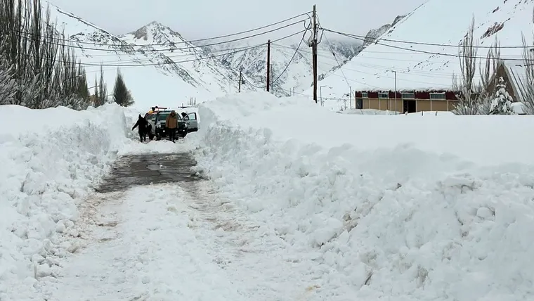 Sube la temperatura en el AMBA y crece la preocupaci&oacute;n en la Patagonia por las alertas de fr&iacute;o extremo y nevadas