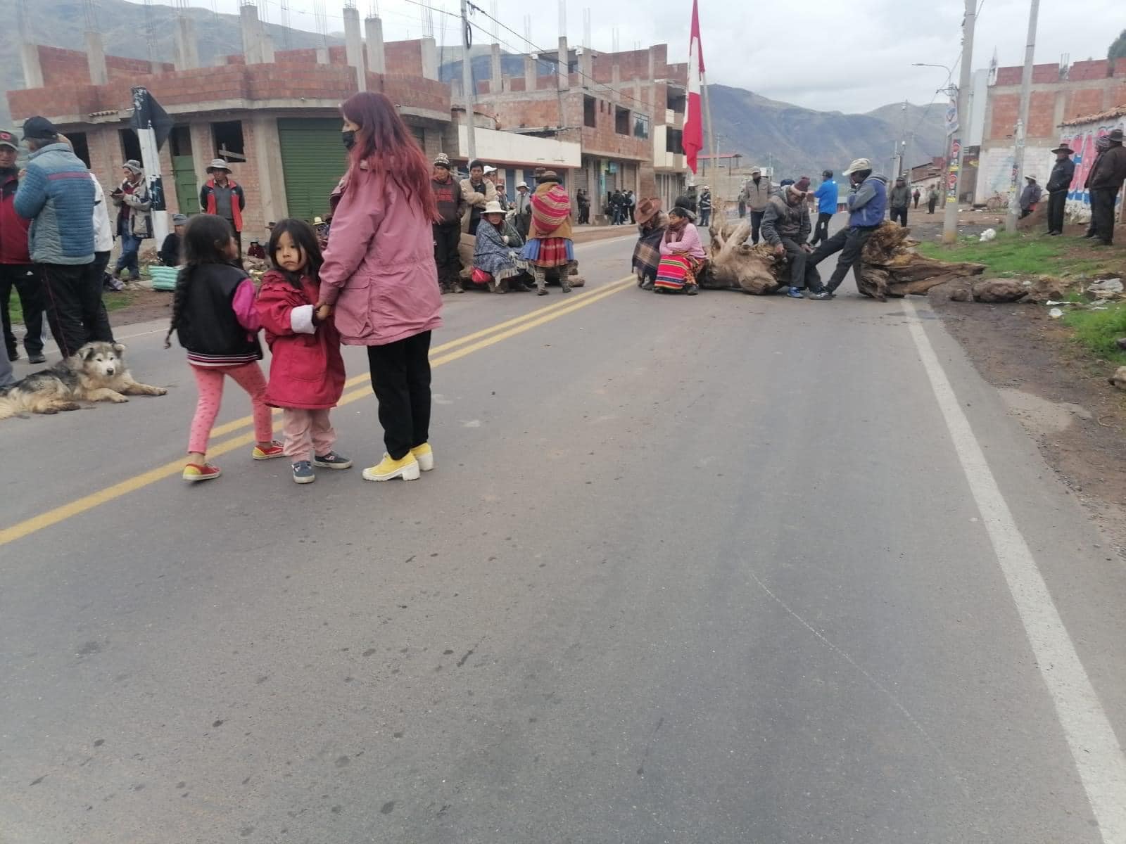 Empiezan los piquetes de huelga en Cusco por el paro nacional