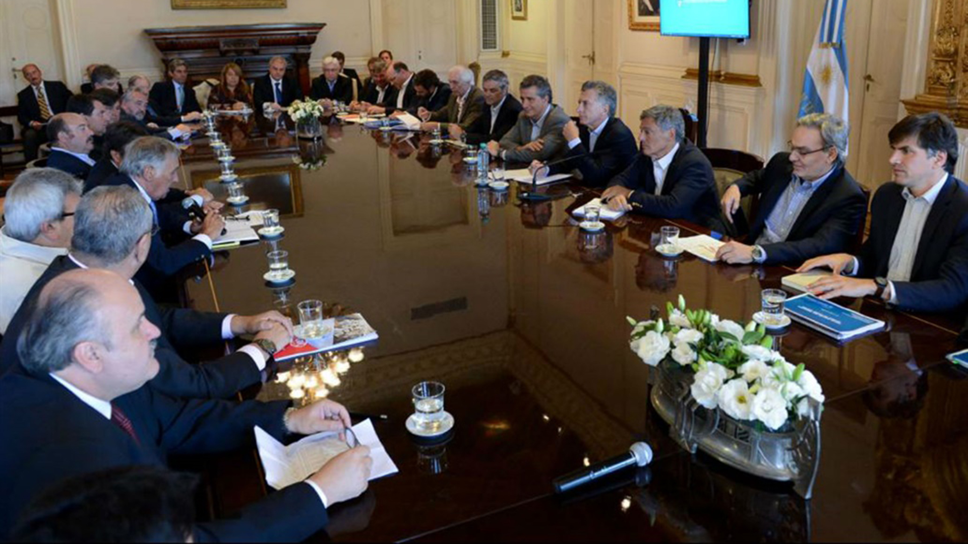 Una de las tantas reuniones del ex presidente Mauricio Macri con los integrantes de la Mesa de las Carnes. 