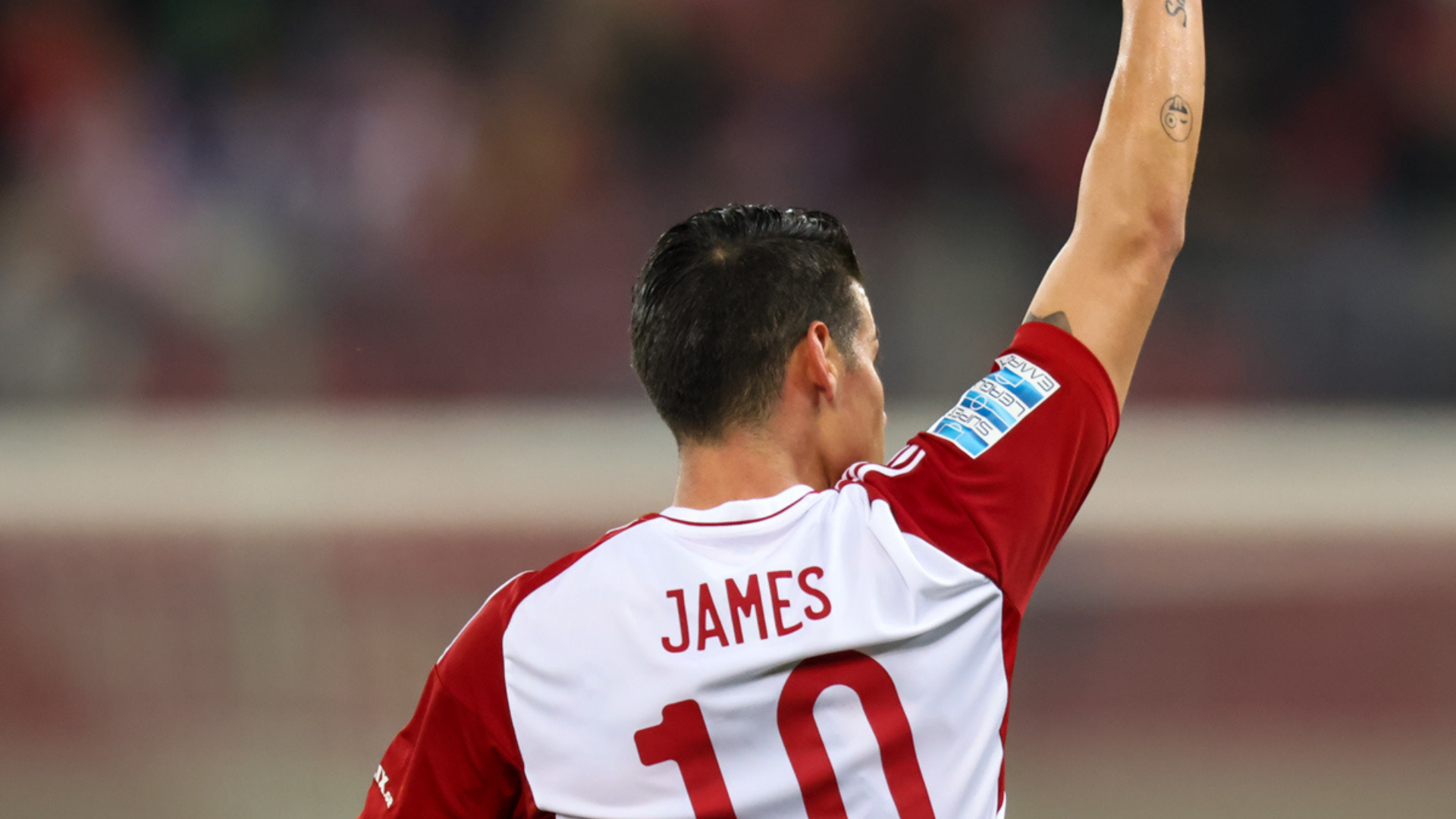 James Rodríguez cuenta con un gran salario anual en Olympiacos. Imagen: @Super_League_Gr.