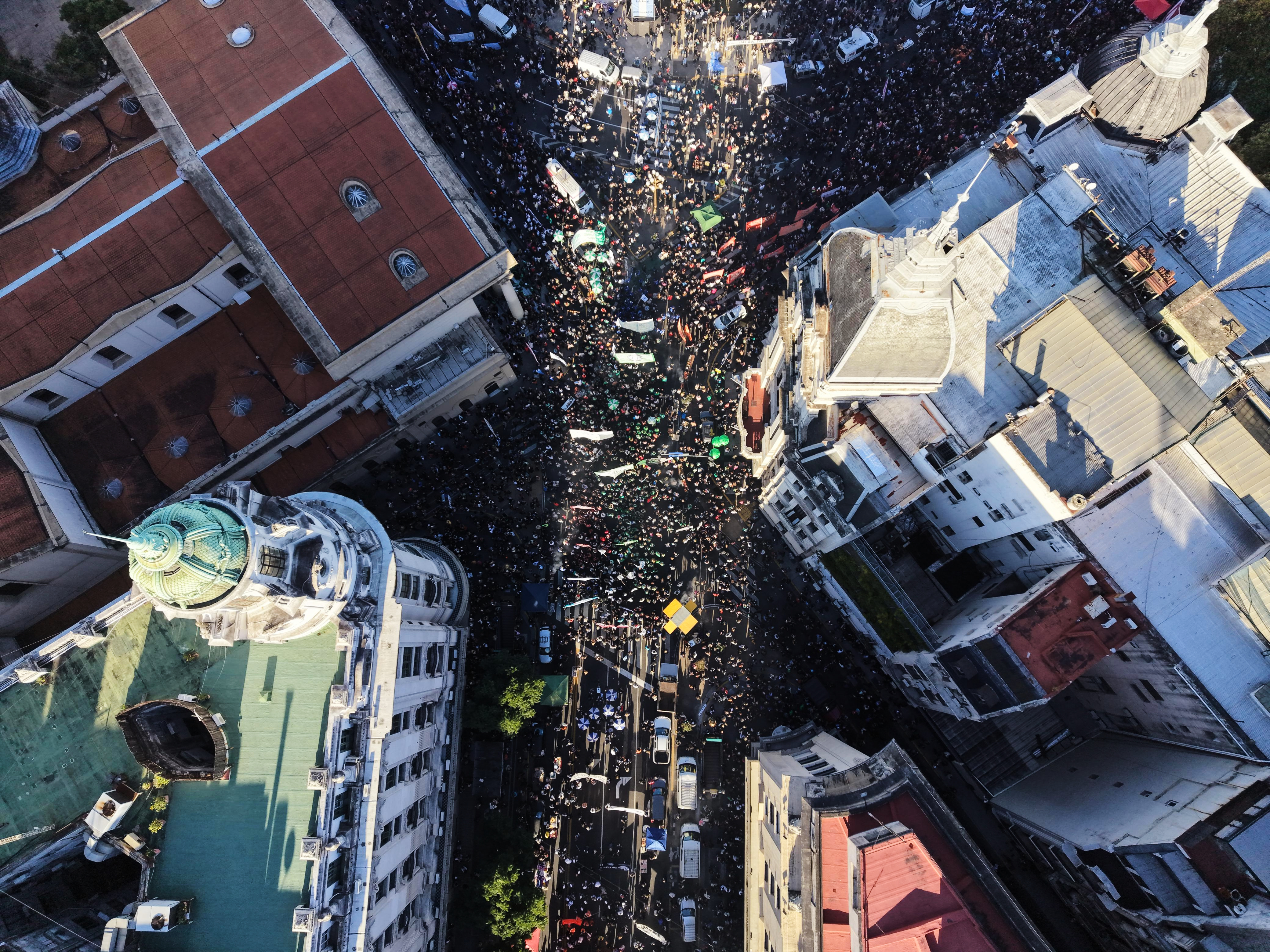 La calle volvi&oacute; a exigir masivamente el financiamiento de las universidades y le advirti&oacute; a Milei por 