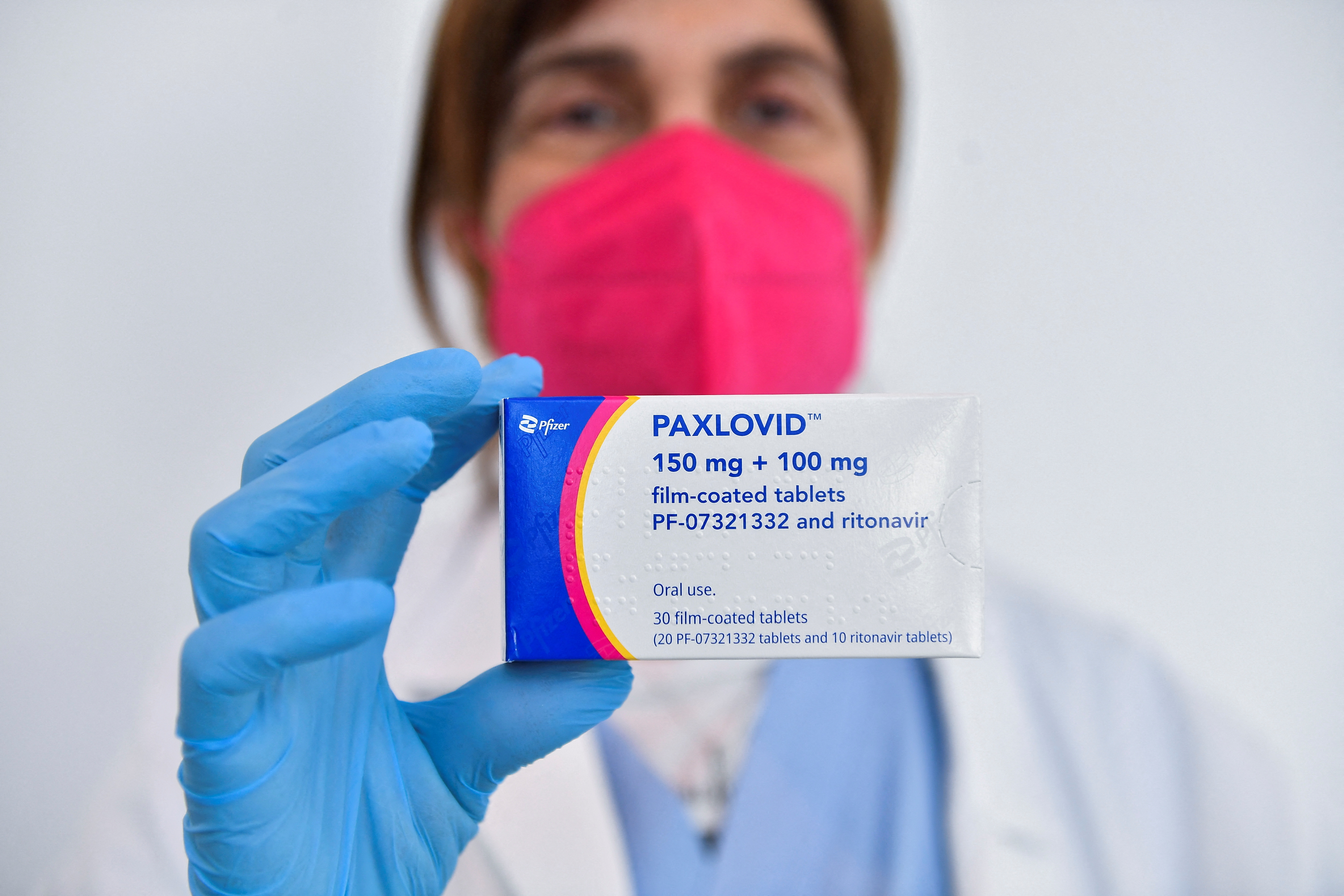 La FDA autorizó a las farmacias de Estados Unidos a recetar la píldora de Pfizer contra el COVID-19