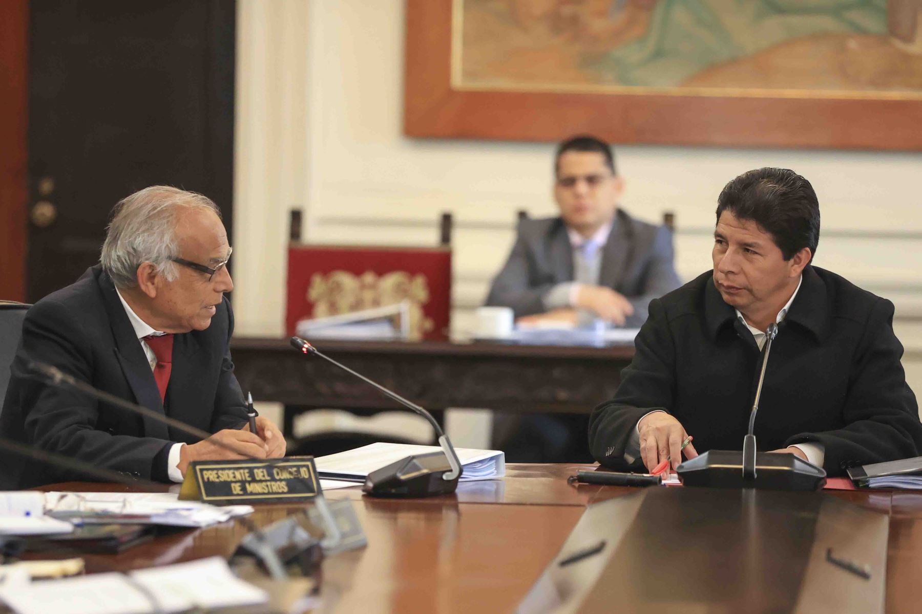 PCM explicó por qué excluyó a la prensa peruana de conferencia: “El objetivo era dirigirse a la comunidad internacional”